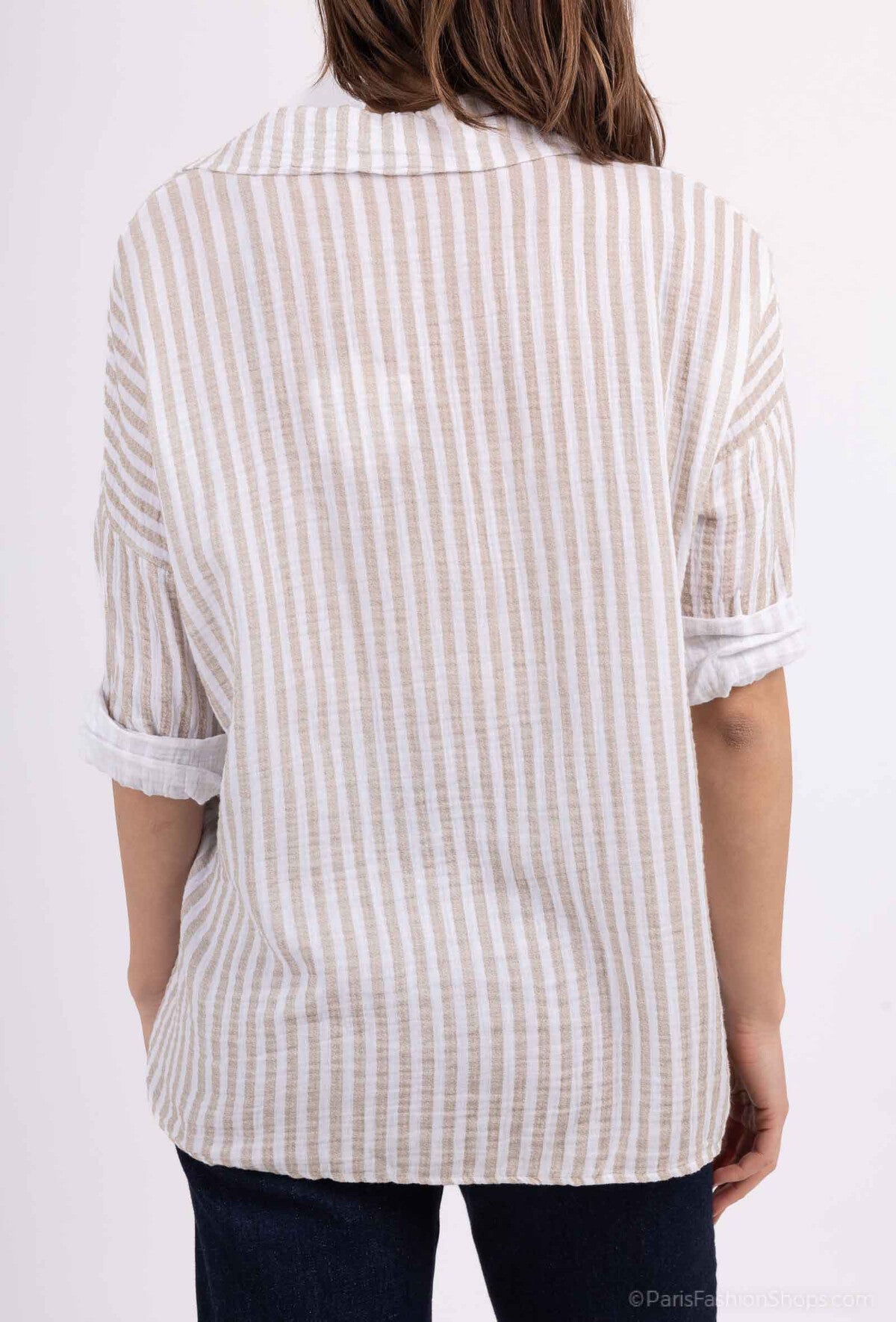 Camicia aperta rigata con bottoni in 100% cotone