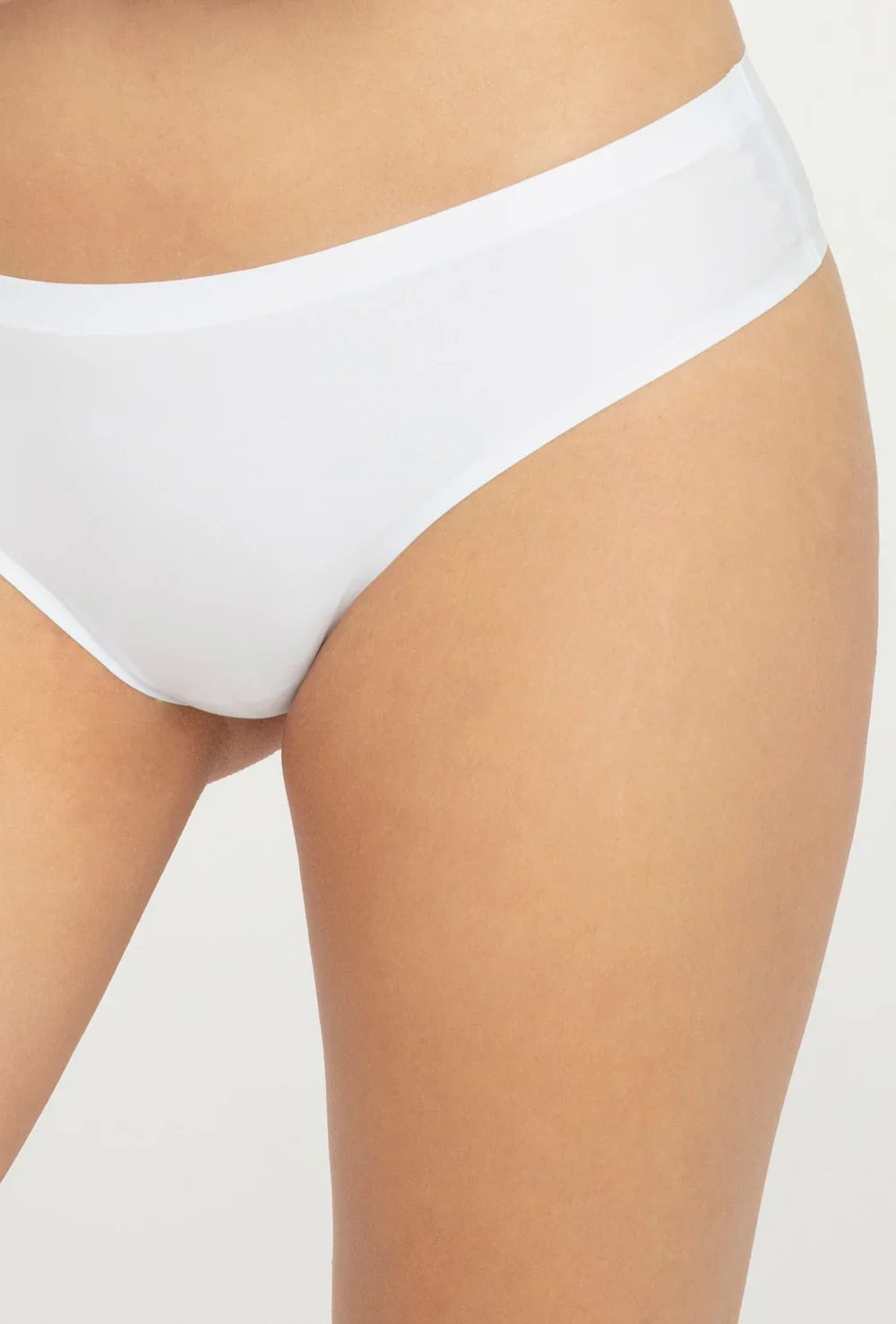 Slip donna brasiliano in microfibra senza cuciture - ULTRA COMFORT