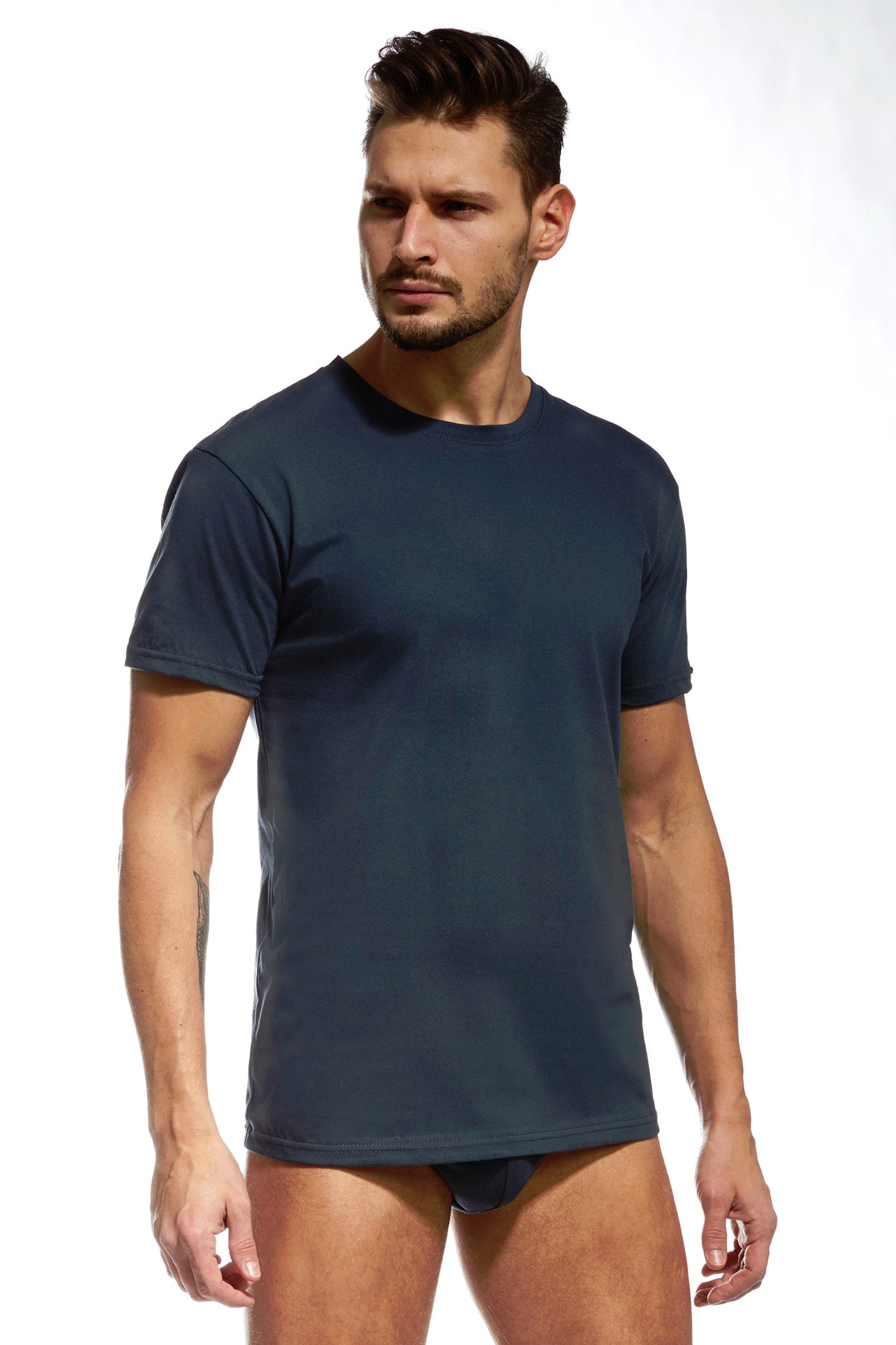 T-shirt scollo a V in 100% cotone - AUTHENTIC