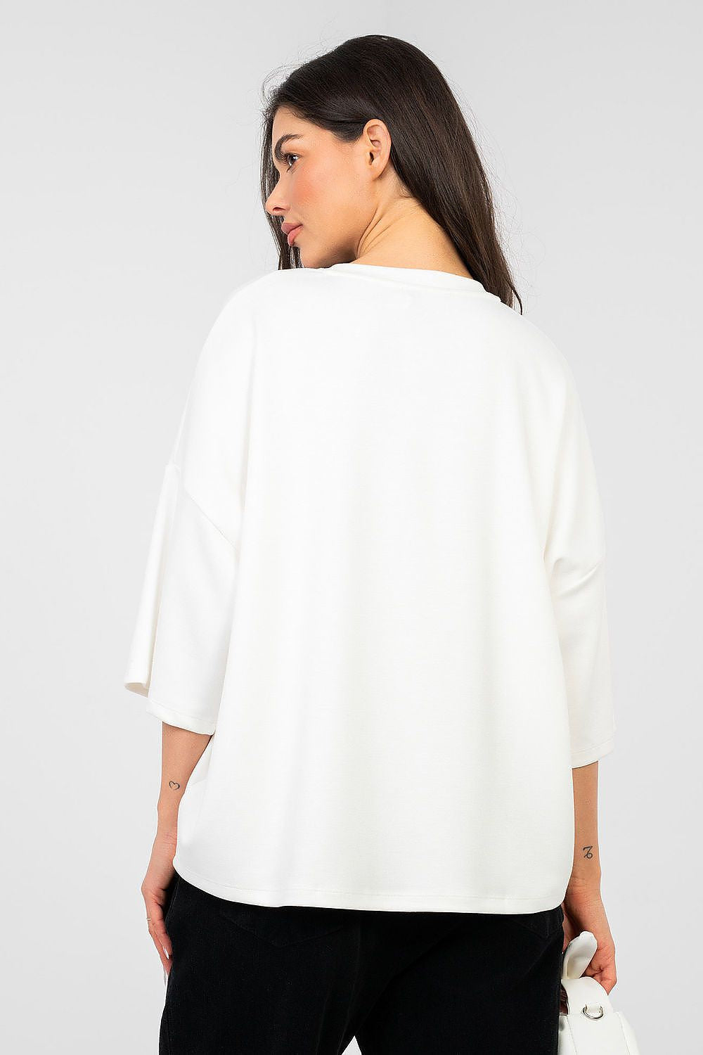 Blusa basic in viscosa dal taglio morbido - 224645