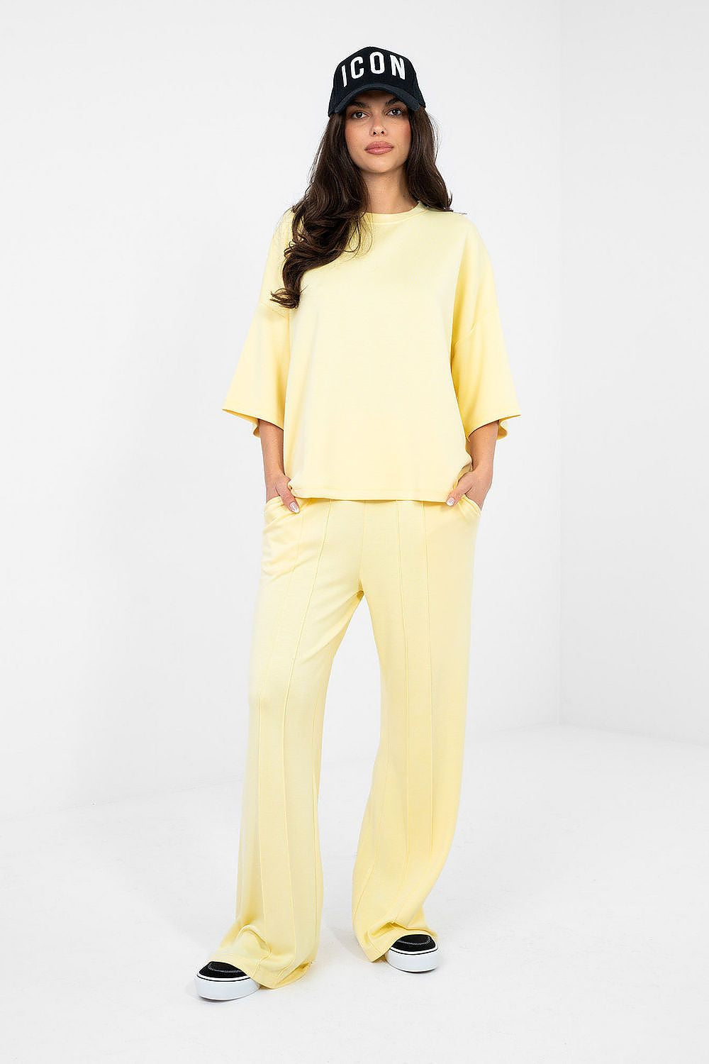Blusa basic in viscosa dal taglio morbido - 224645