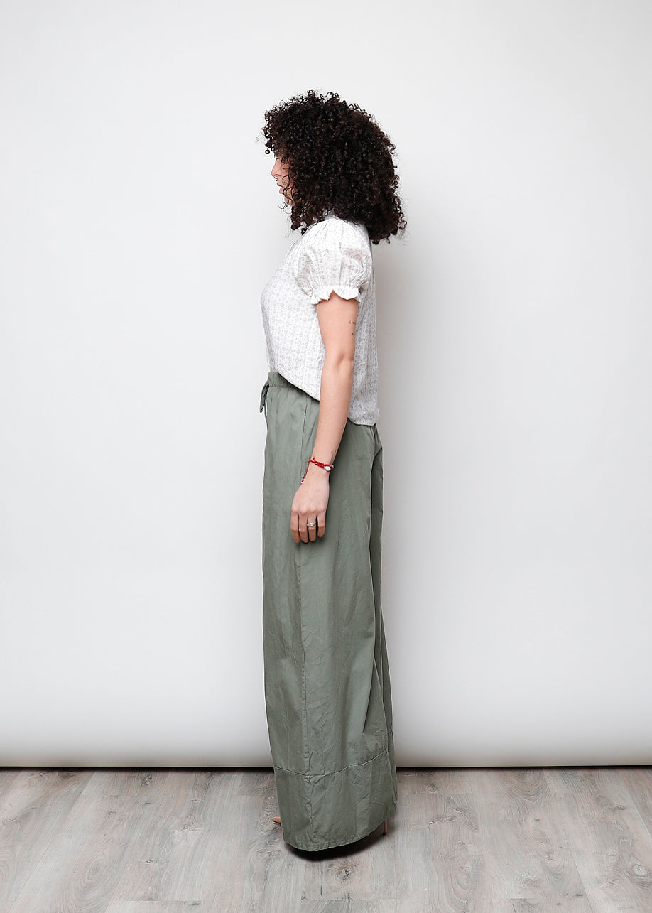 Blusa in viscosa aperta con colletto