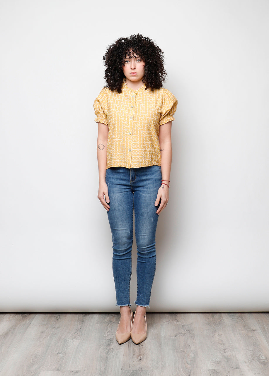 Blusa in viscosa aperta con colletto