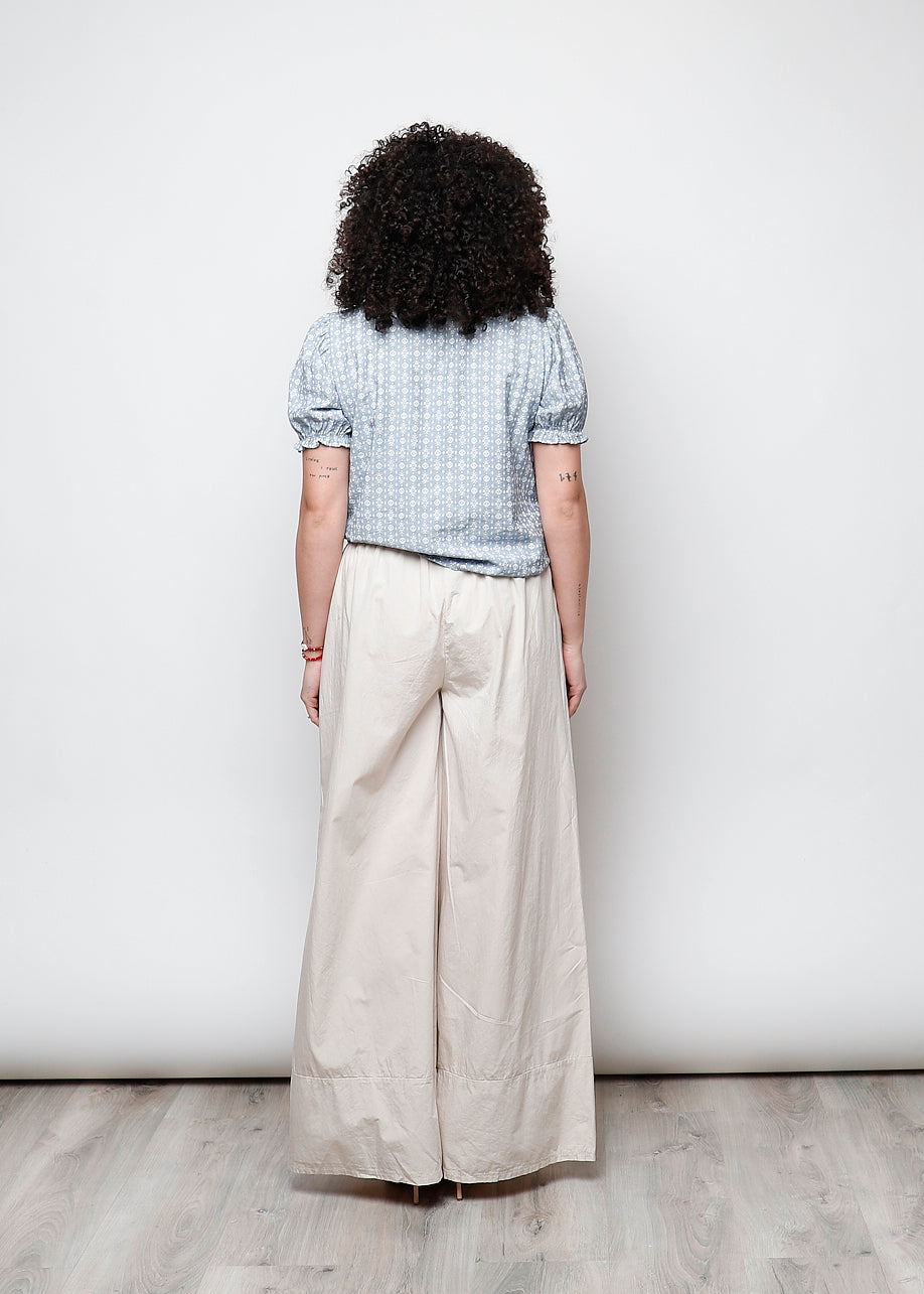 Blusa in viscosa aperta con colletto