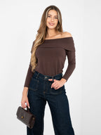 Blusa Fitted con Scollo Off-the-Shoulder in Cotone (Oriana)