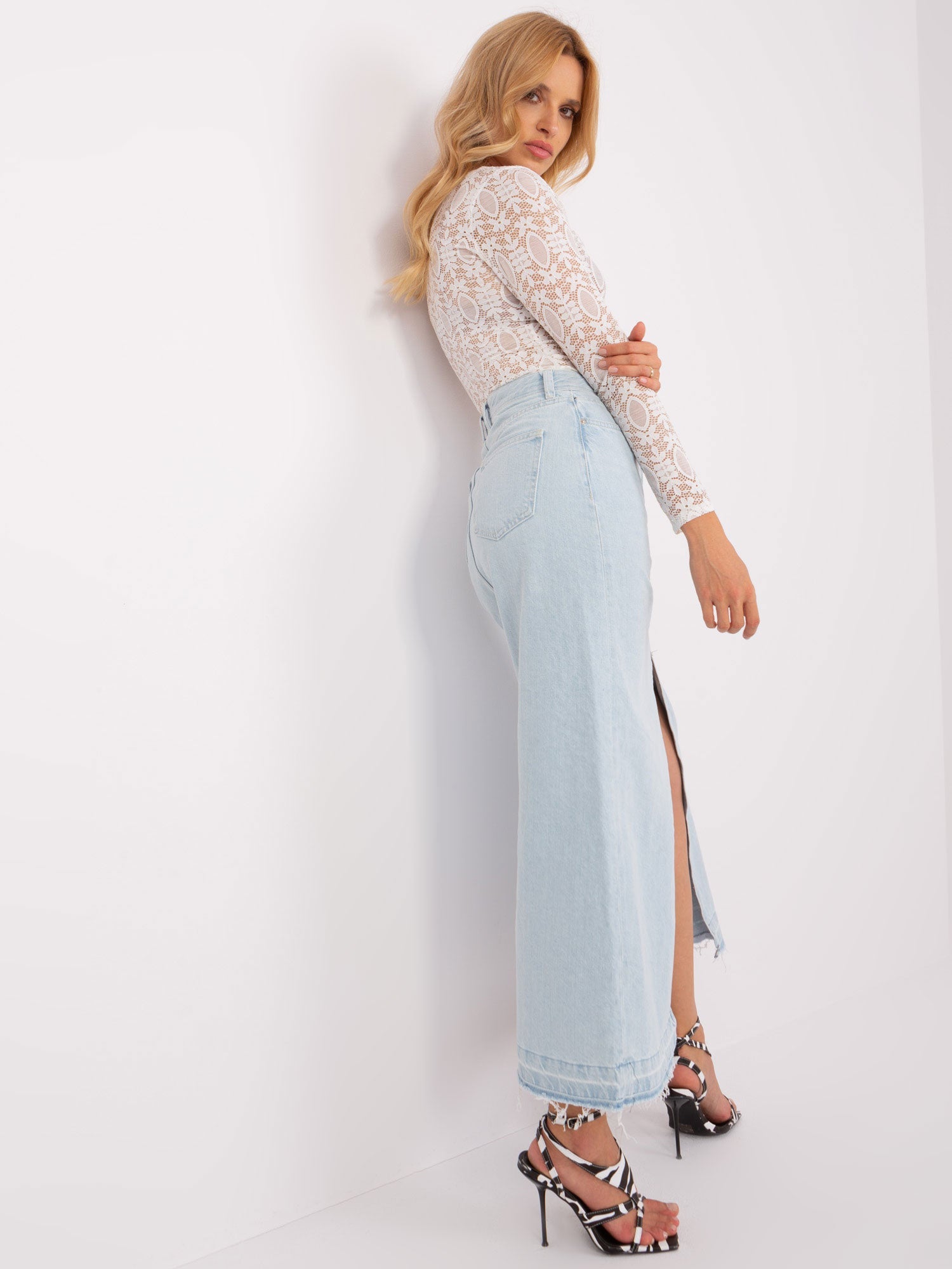 Body in Pizzo con Maniche Lunghe e Scollo Rotondo (Harper)