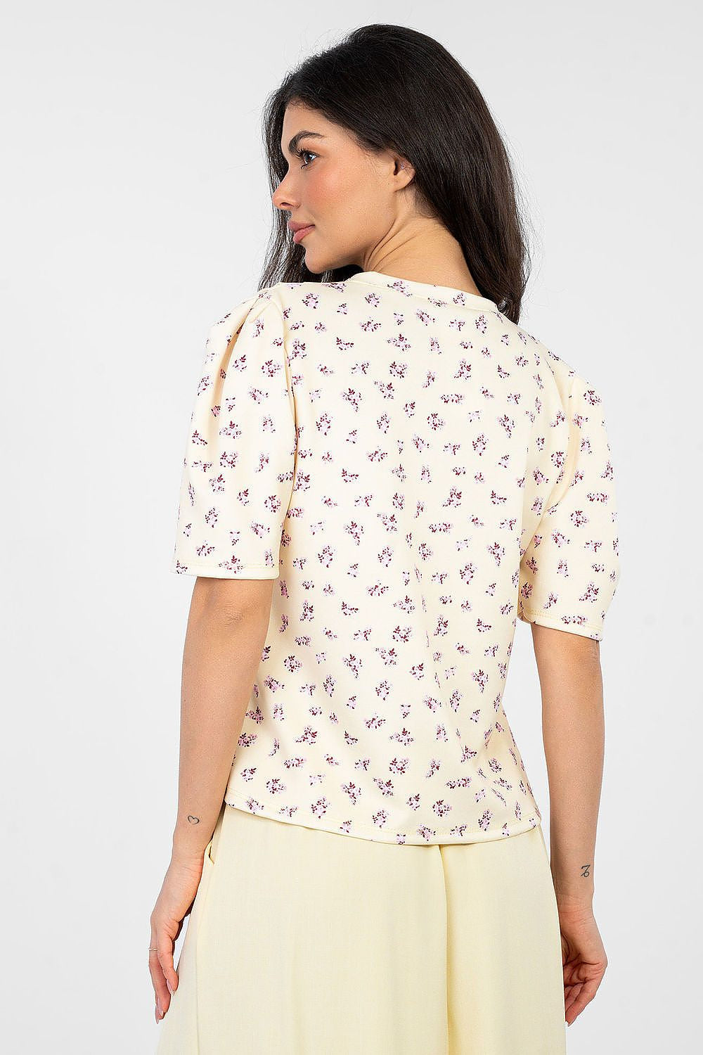 Camicetta maglia con scollo rotondo e maniche corte stampa