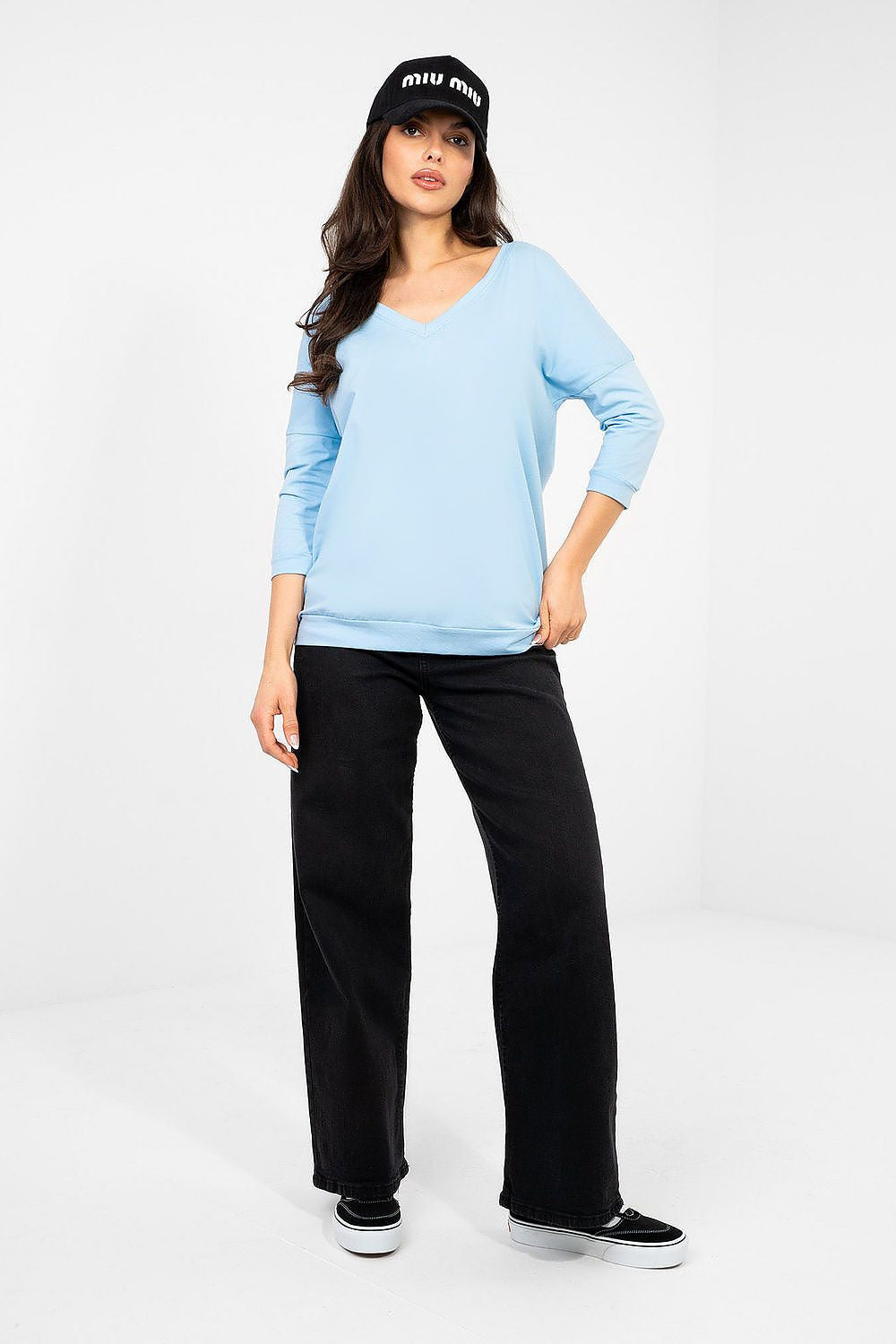 Camicetta versatile in cotone elasticizzato con scollo a V