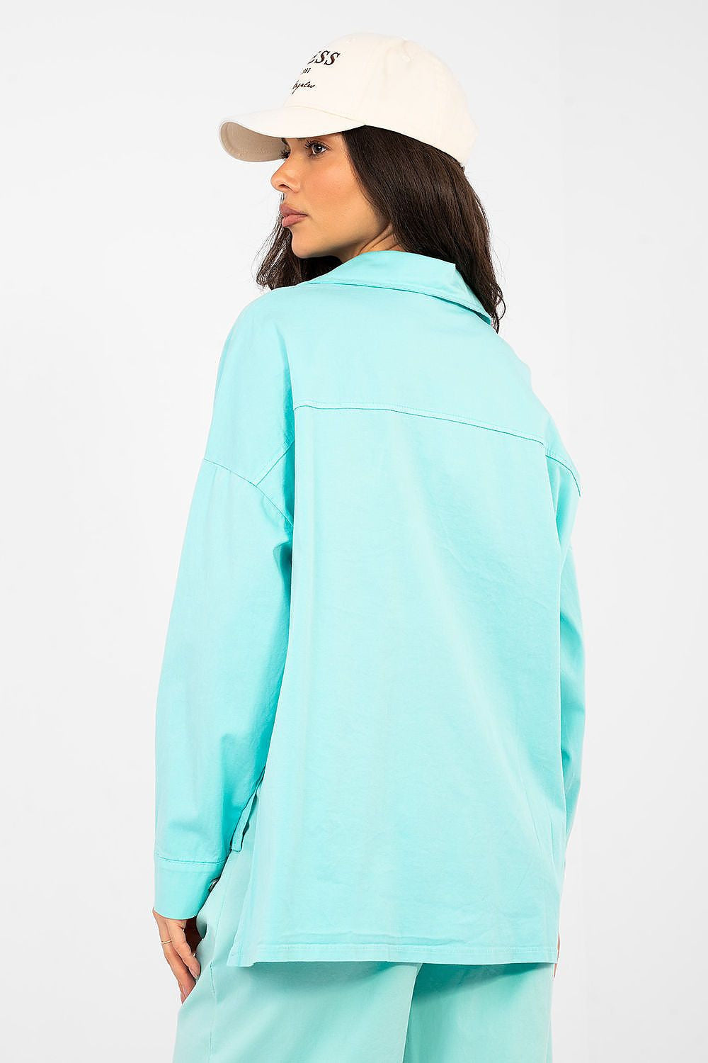 Camicia da donna in cotone elasticizzato dal taglio