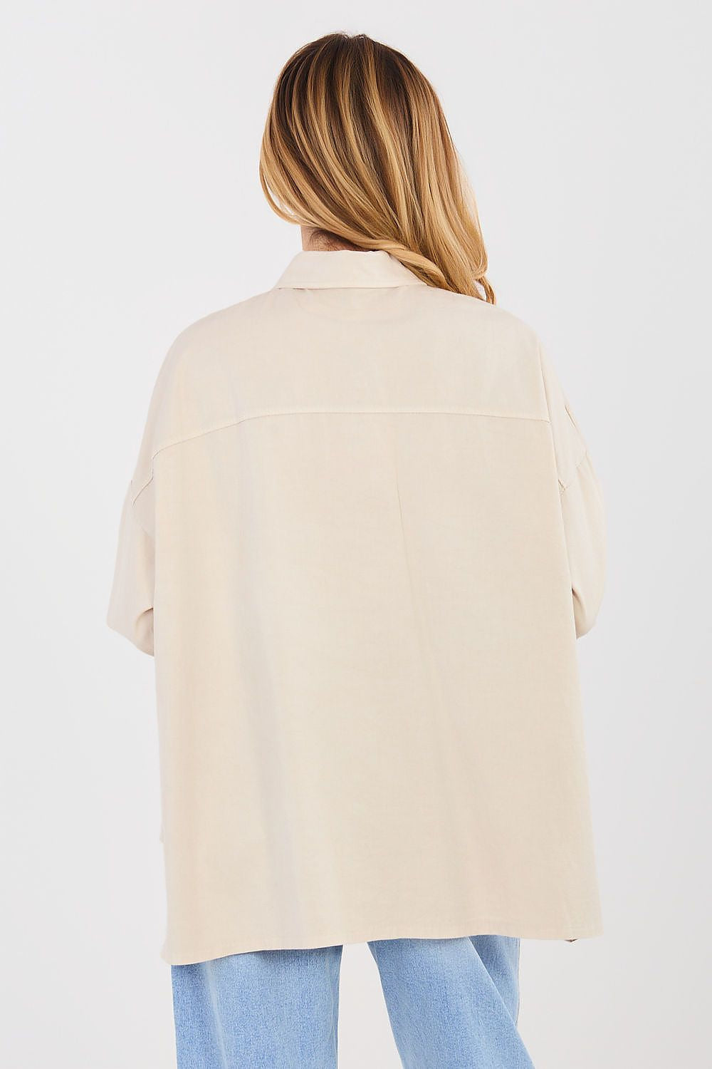 Camicia da donna in cotone elasticizzato dal taglio