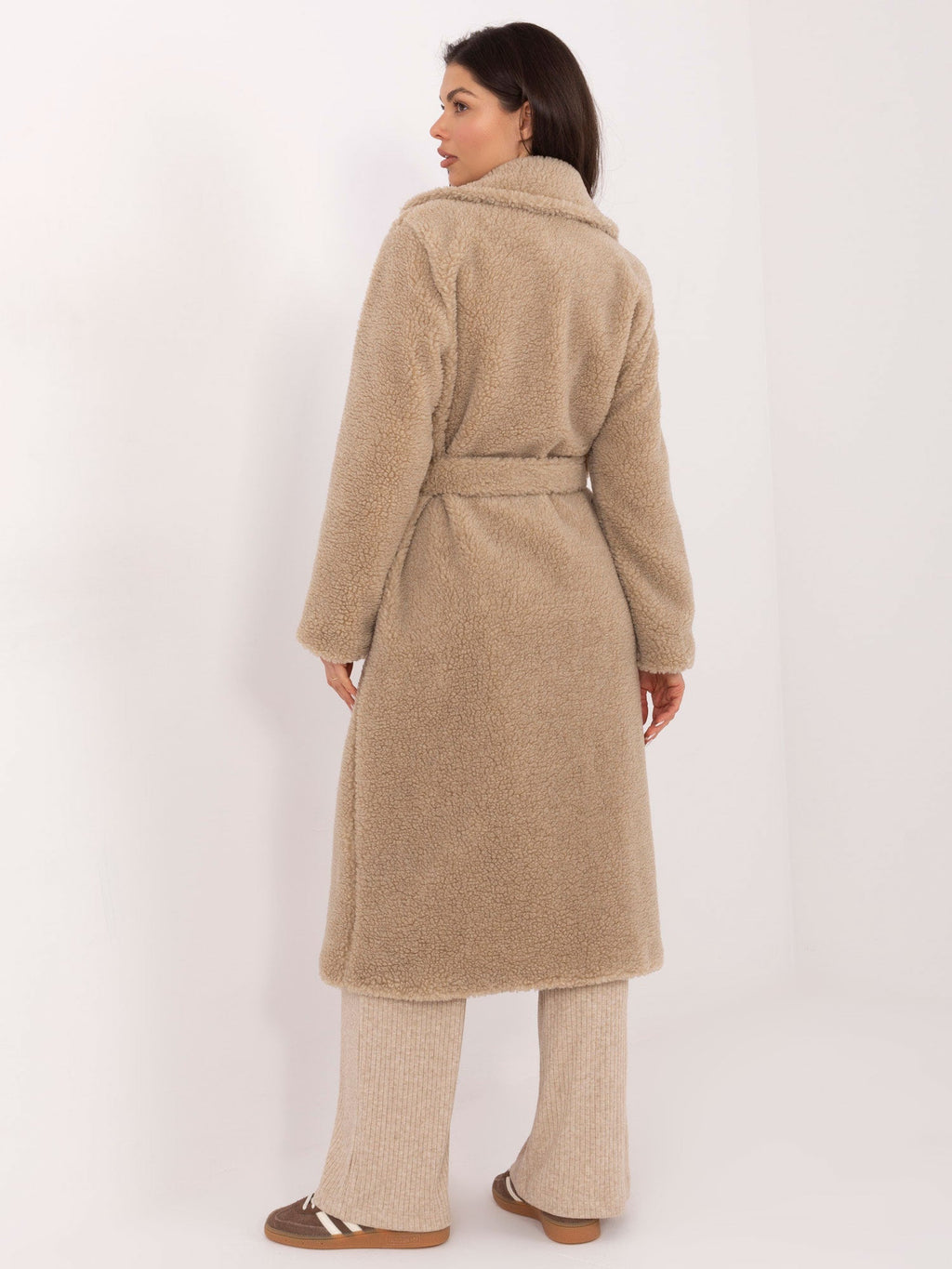 Cappotto eco-montone elegante e versatile - 221384