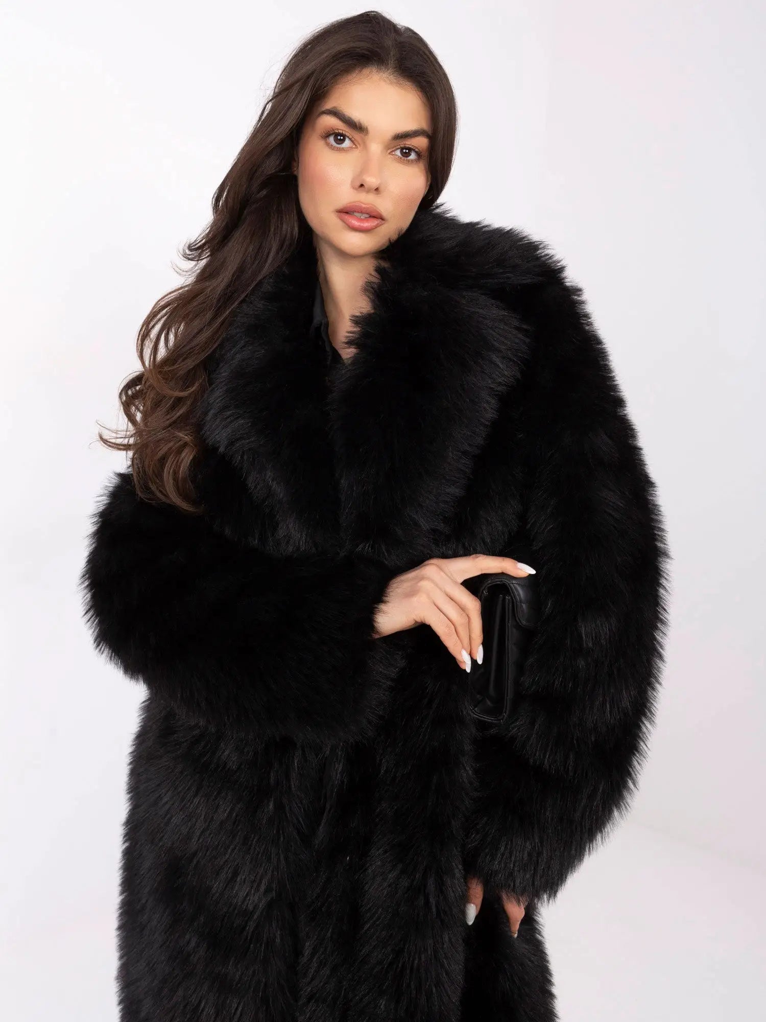 Cappotto lungo in eco pelliccia - 220948