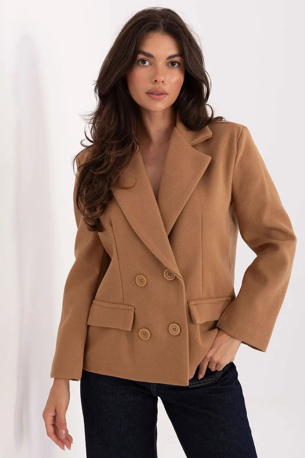 cappotto corto da donna con revers - 217853