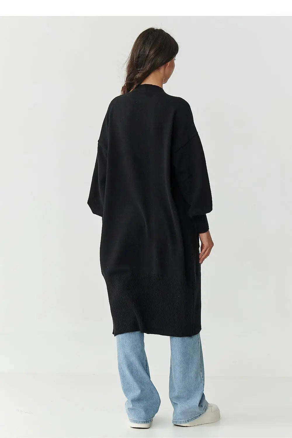 Cardigan lungo da donna con tasche - 218105