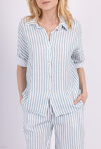 Camicia aperta rigata con bottoni in 100% cotone