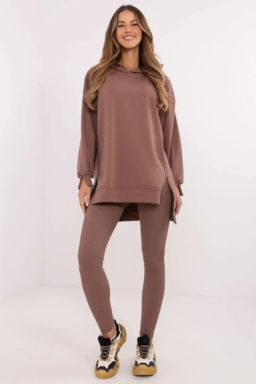 Completo composto da una lunga felpa e leggings - 206084