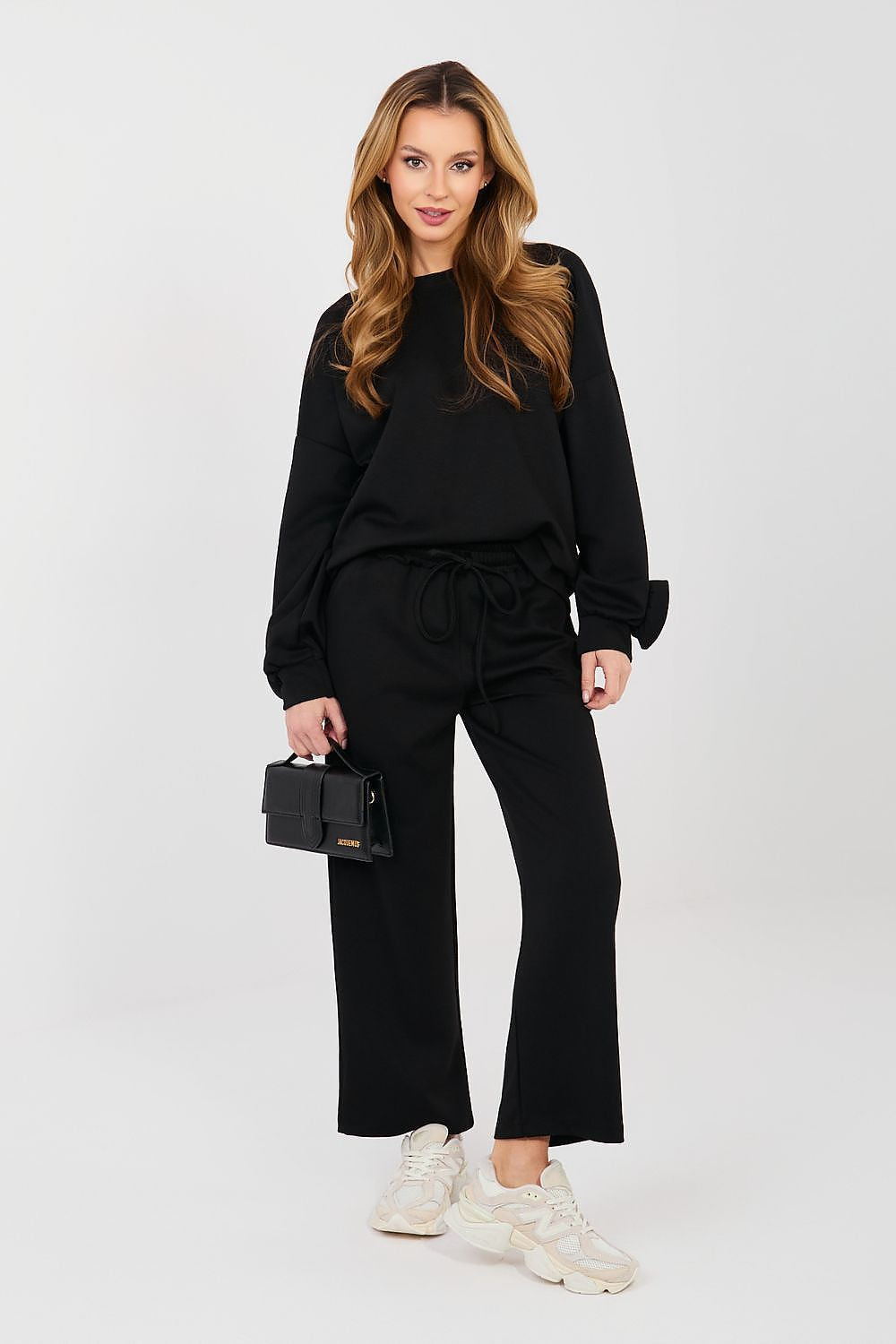 Completo sportivo da donna in viscosa elasticizzata - 224207