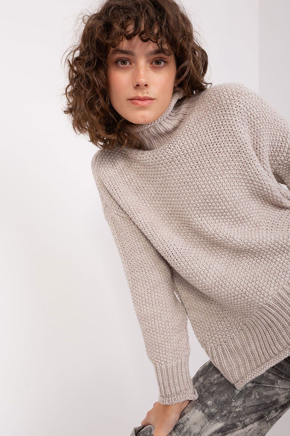  Collo alto model 191420 Badu 