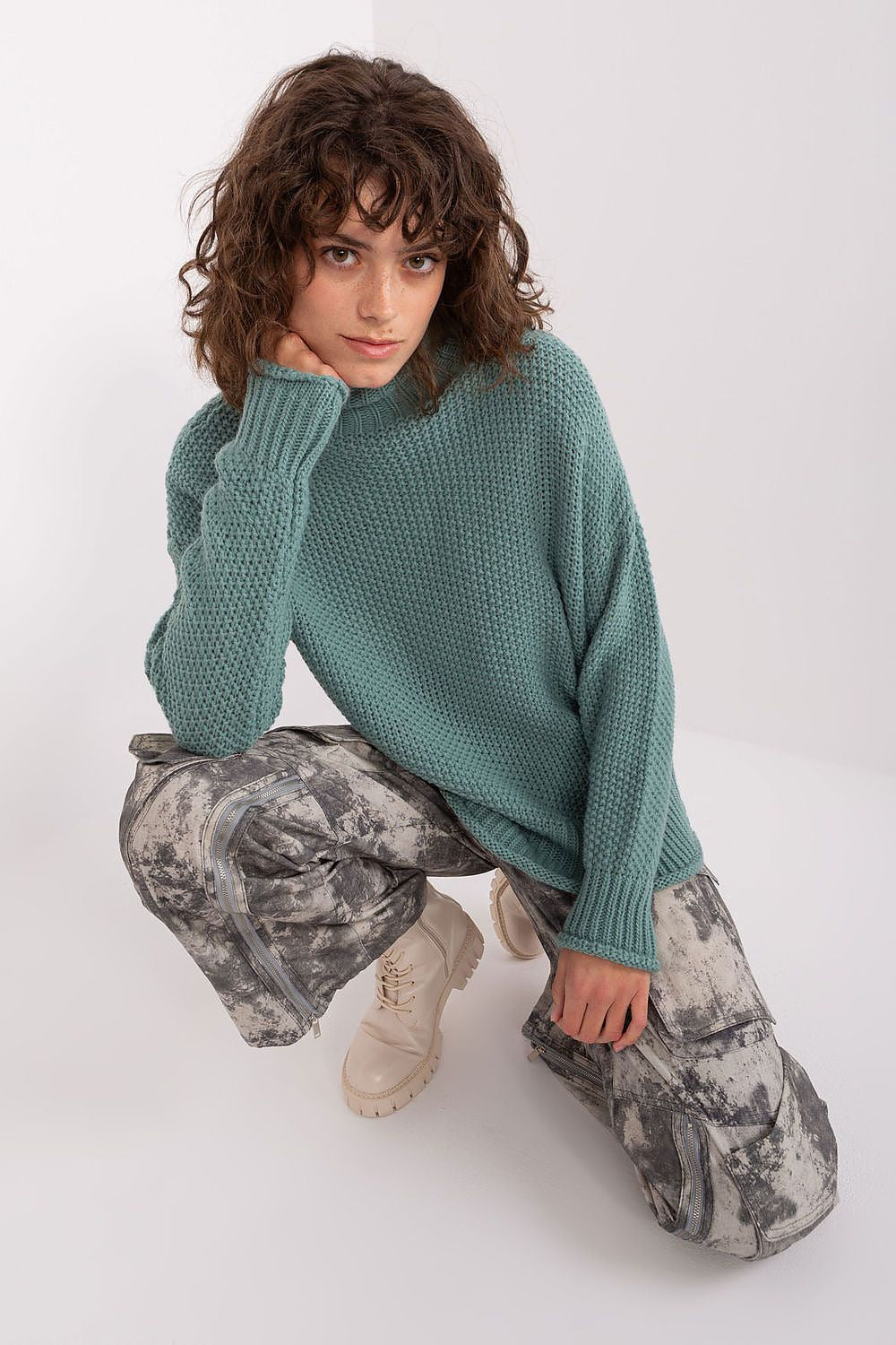  Collo alto model 191421 Badu 