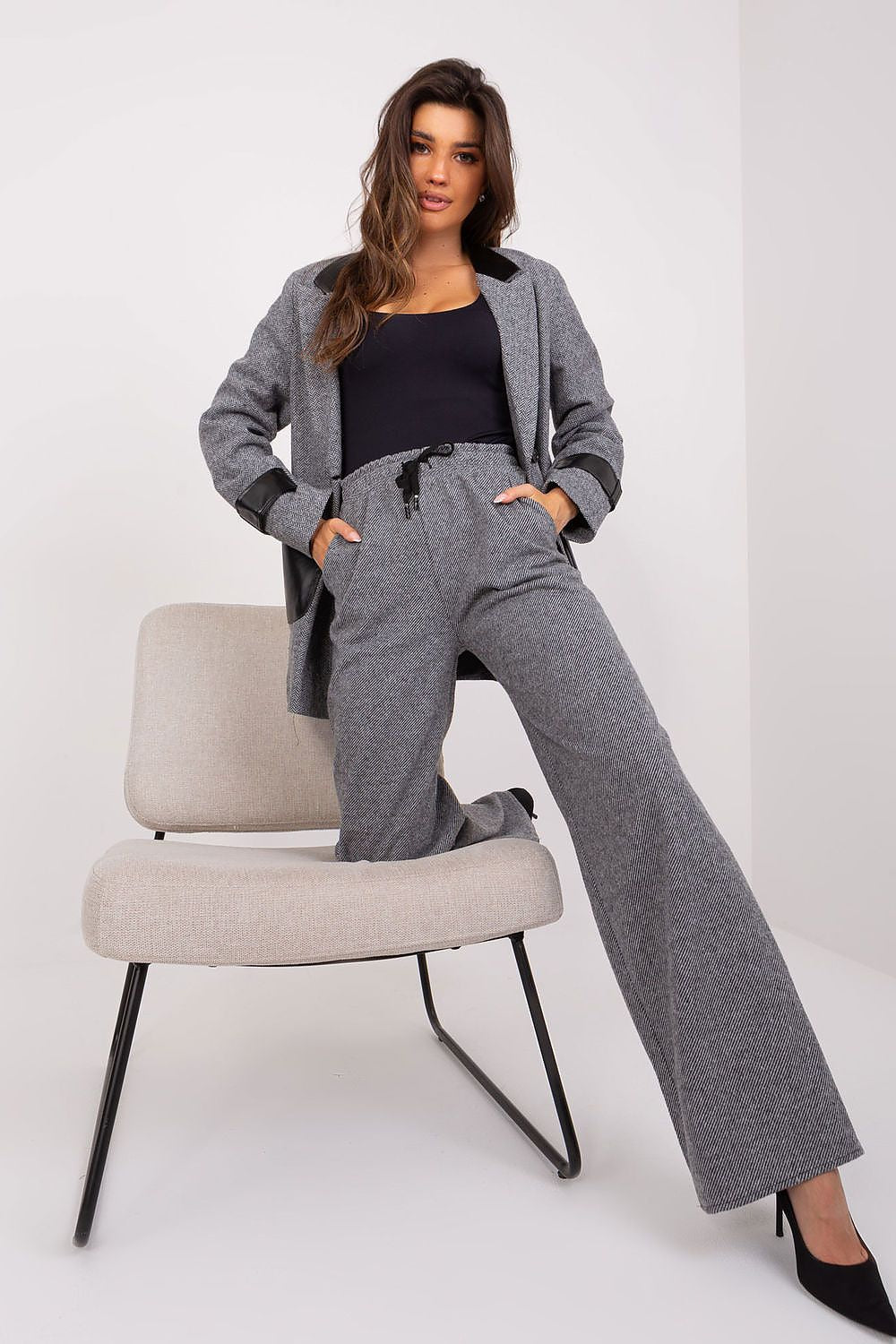  Pantaloni da donna model 193132 Lakerta 