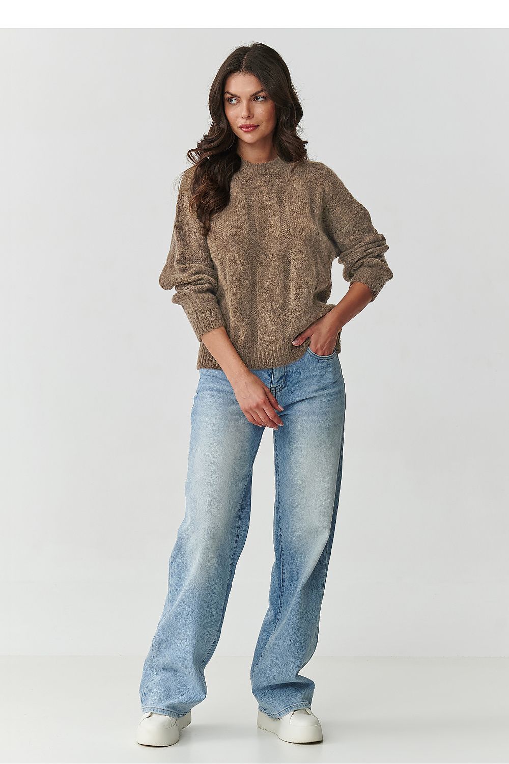  Maglione model 217356 Makadamia 
