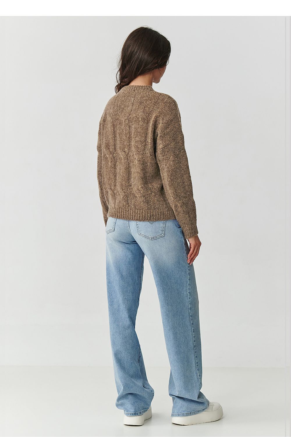  Maglione model 217356 Makadamia 