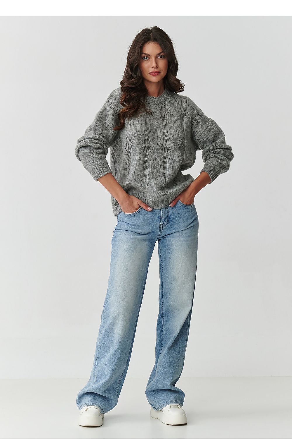  Maglione model 217360 Makadamia 