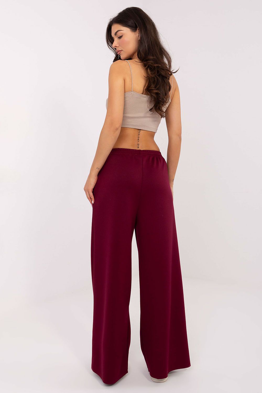 Pantaloni model 218434 Italy Moda 