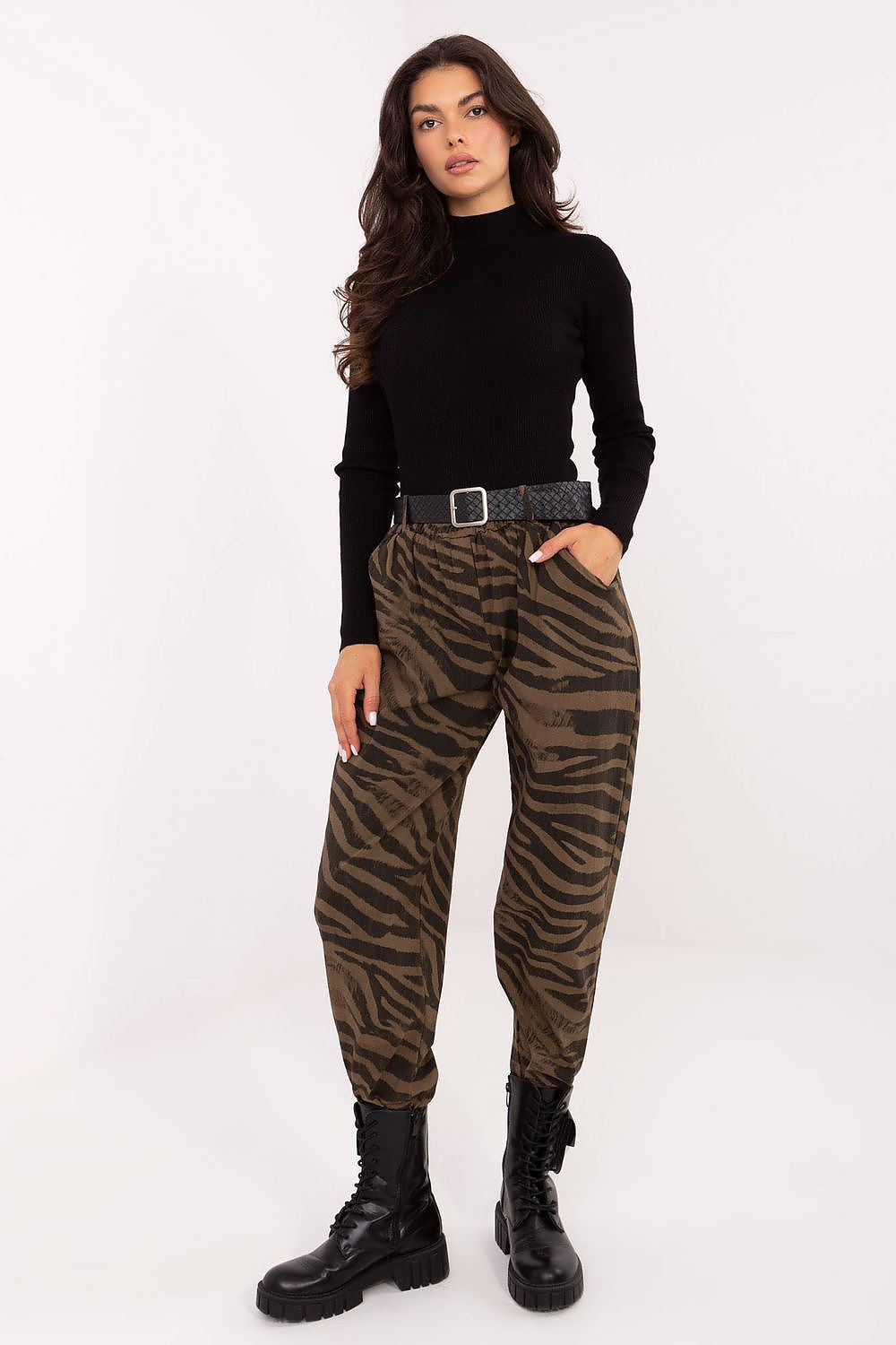  Pantaloni da donna model 218441 Italy Moda 
