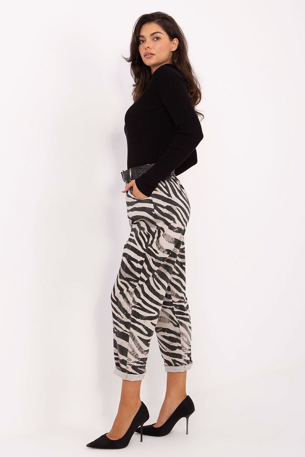  Pantaloni da donna model 218442 Italy Moda 