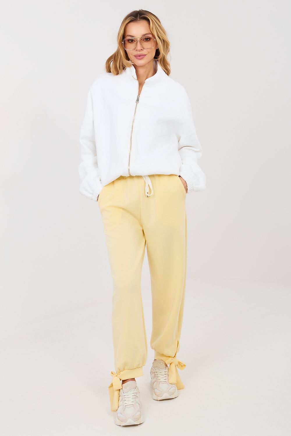  Pantaloni model 223471 Italy Moda 