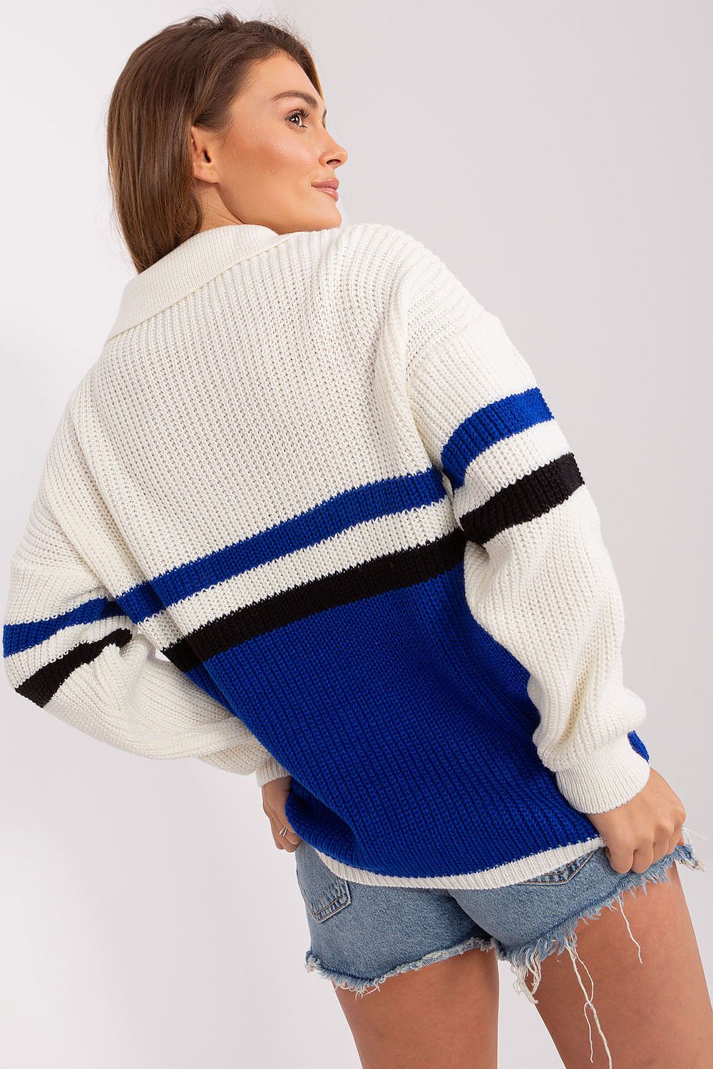  Maglione model 185409 Badu 