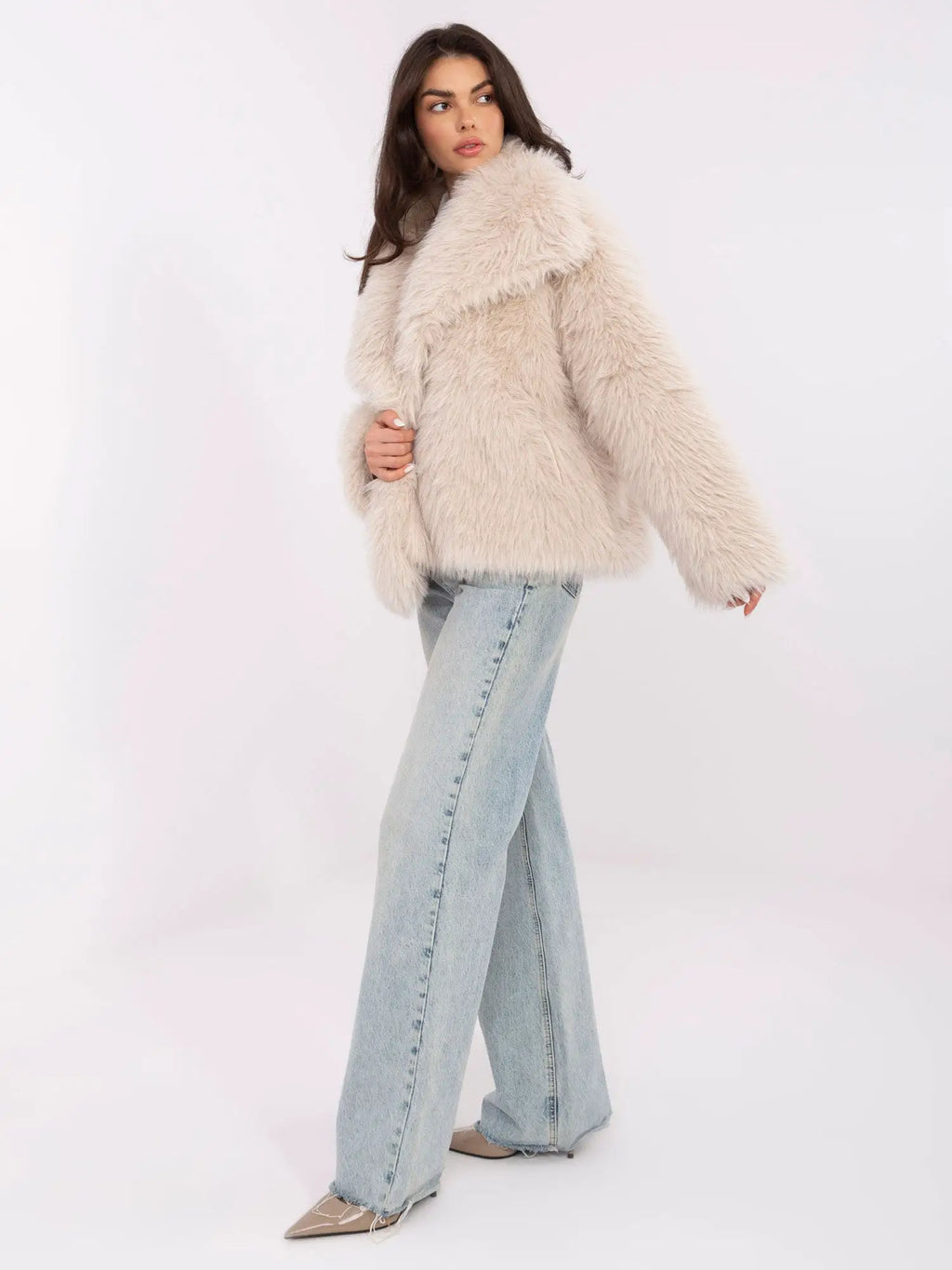 Eco-pelliccia corta da donna - 221418