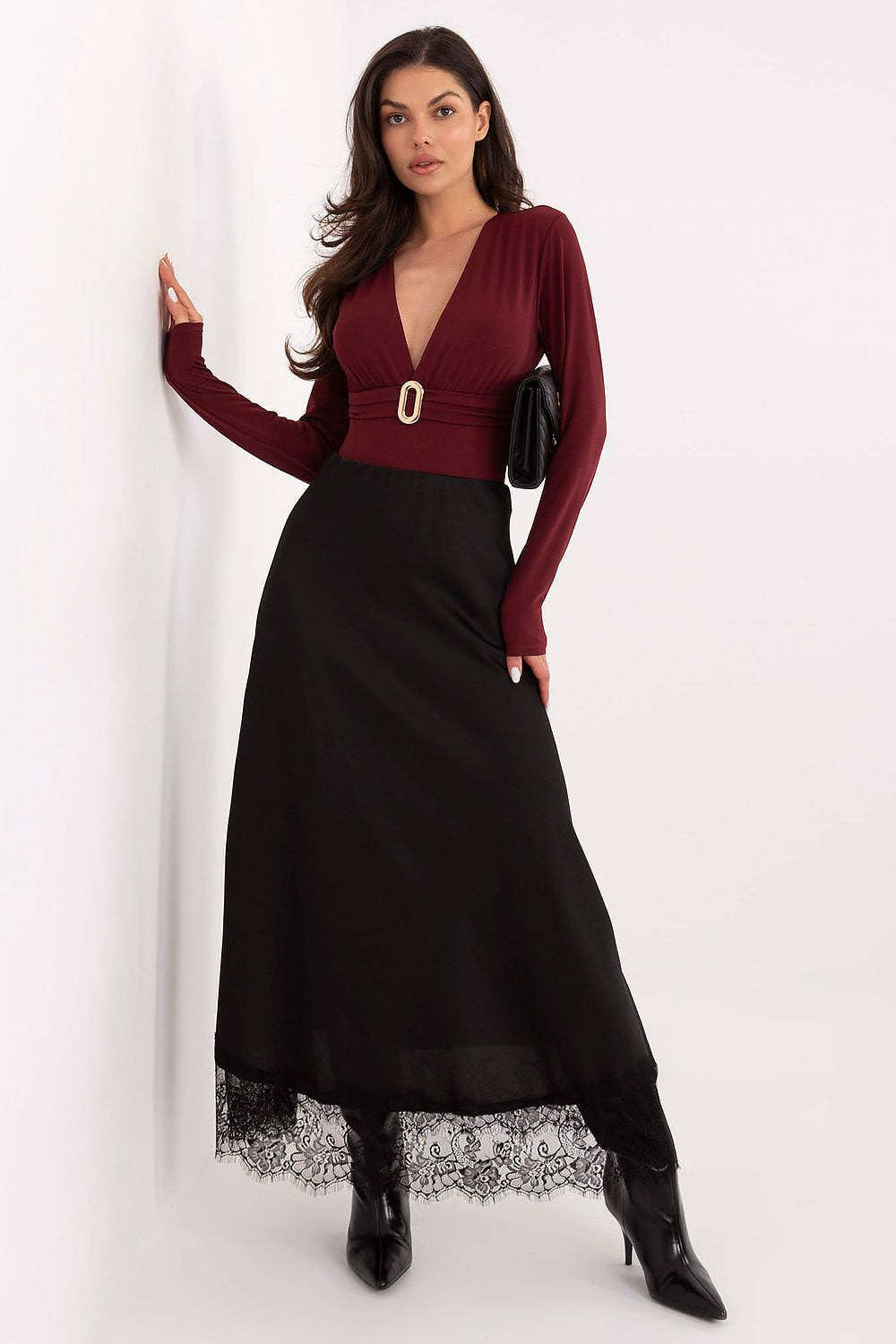 Elegante body con scollo a cuore profondo - 221304