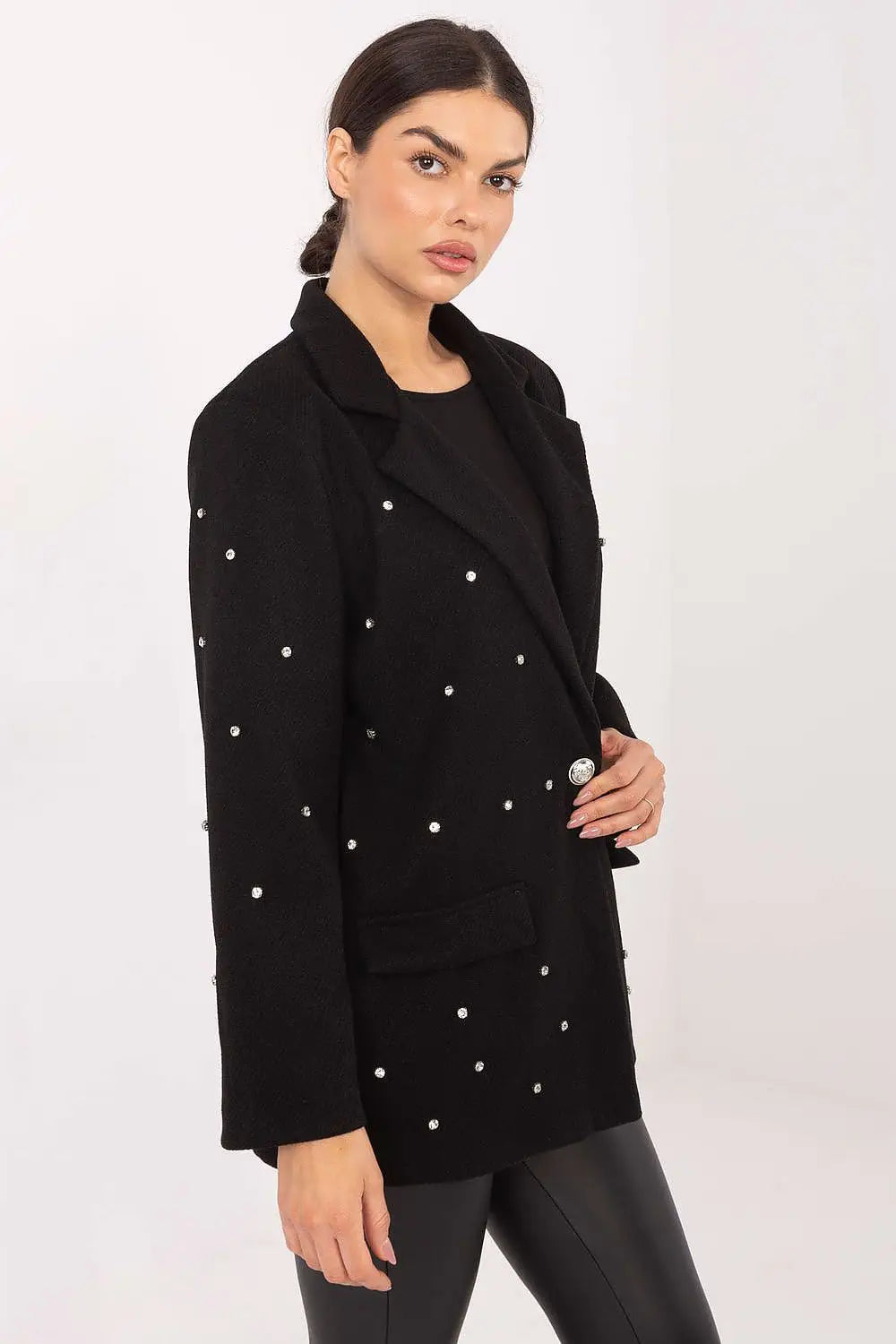 Giacca da donna con borchie brillanti sul davanti