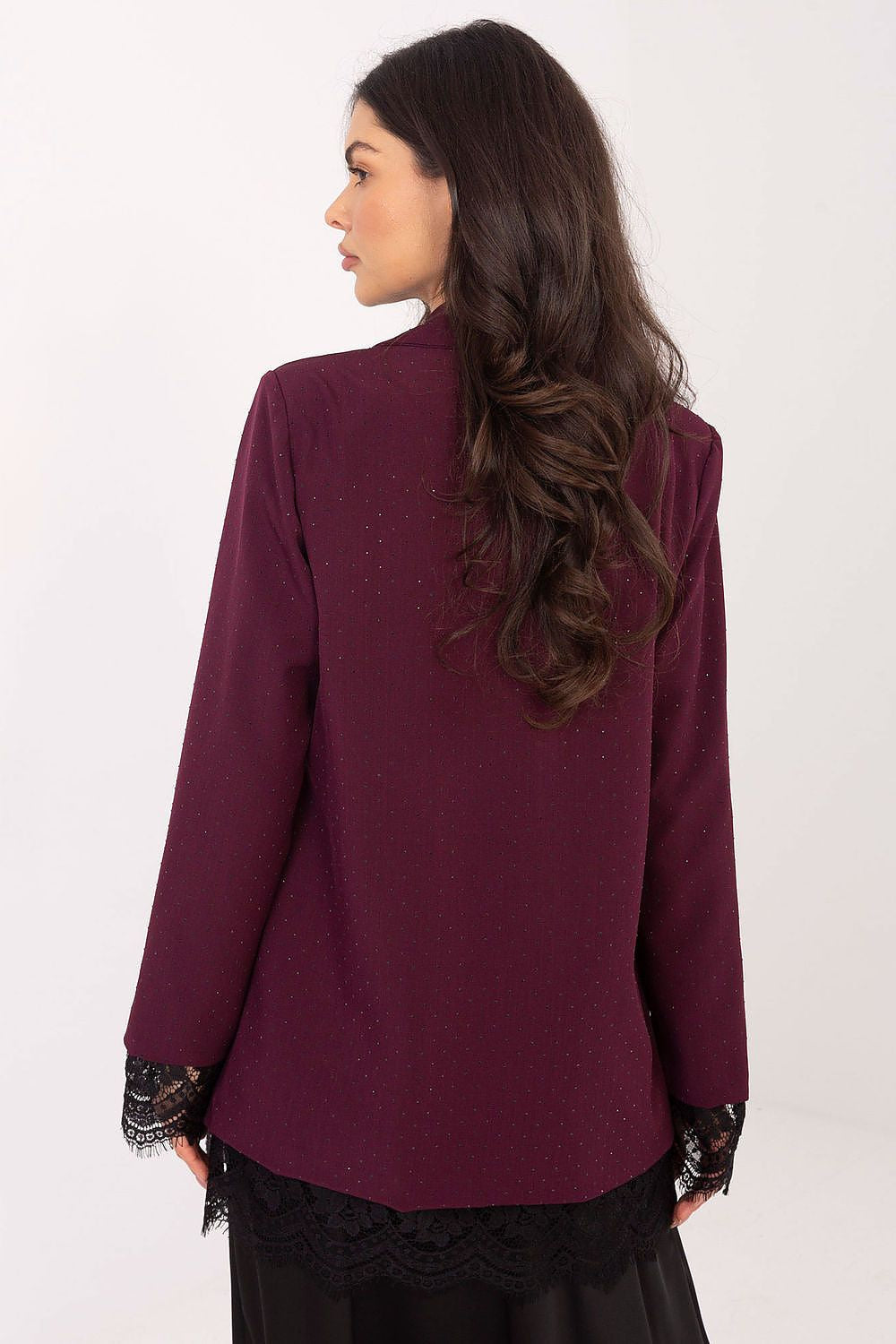 Giacca elegante da donna con dettagli in pizzo e paillettes