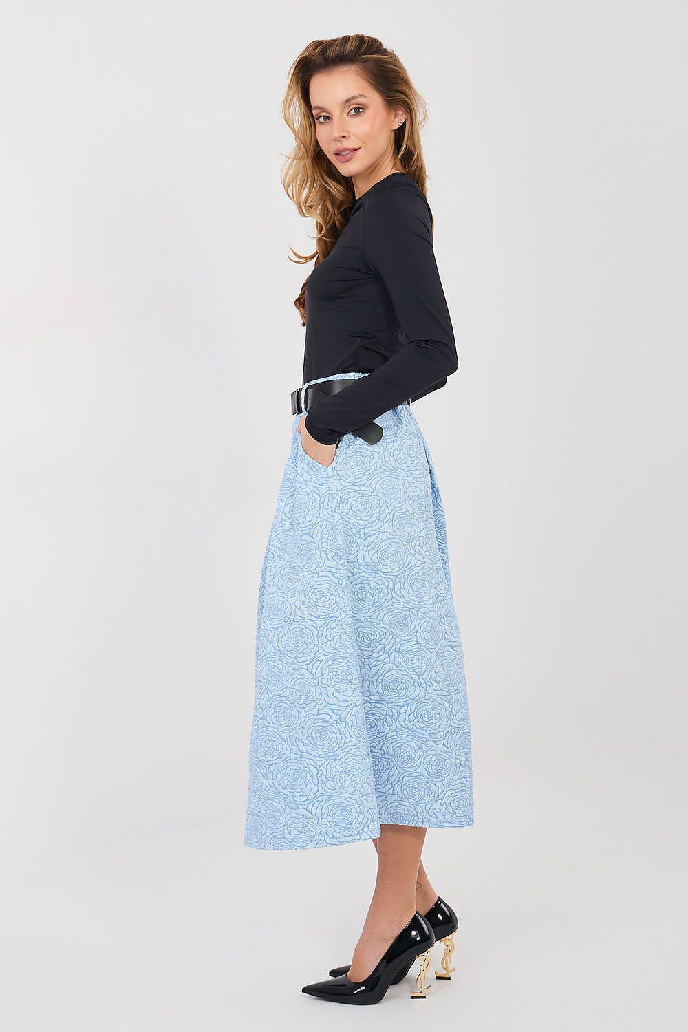 Gonna midi svasata a pieghe con cintura elastica - 224275