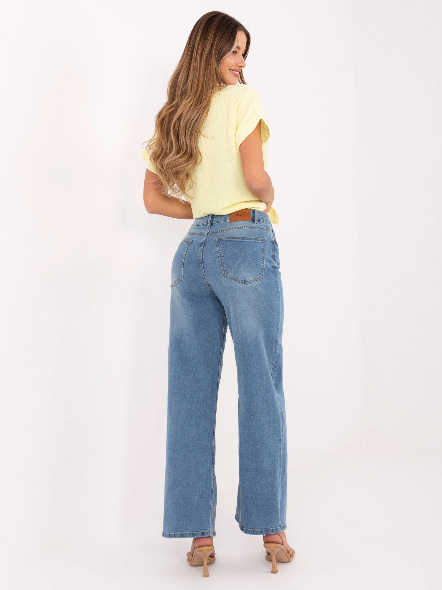 Jeans a Zampa Vita Alta in Denim Elasticizzato (Marta)