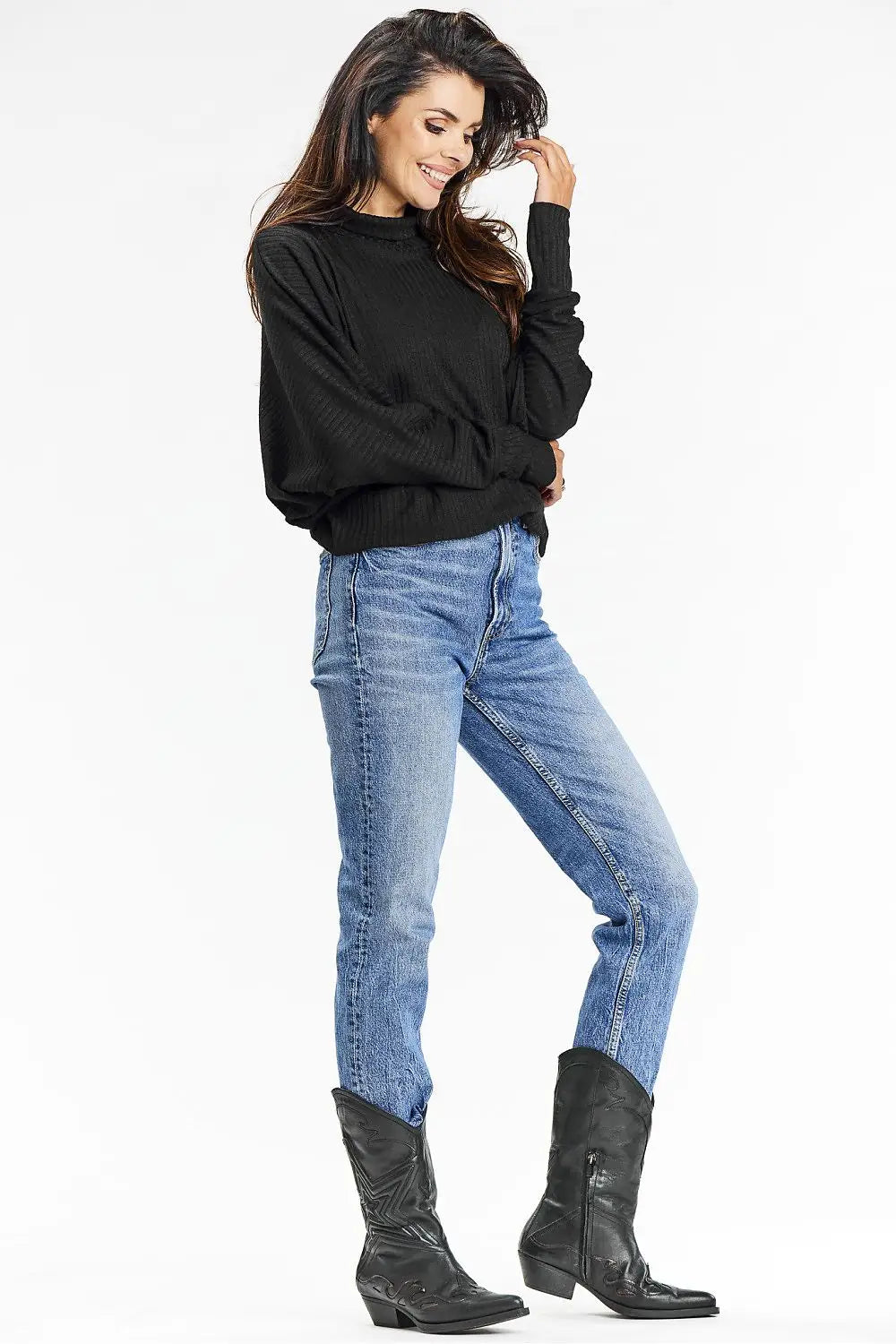 Maglia dolcevita in maglia a coste con maniche kimono