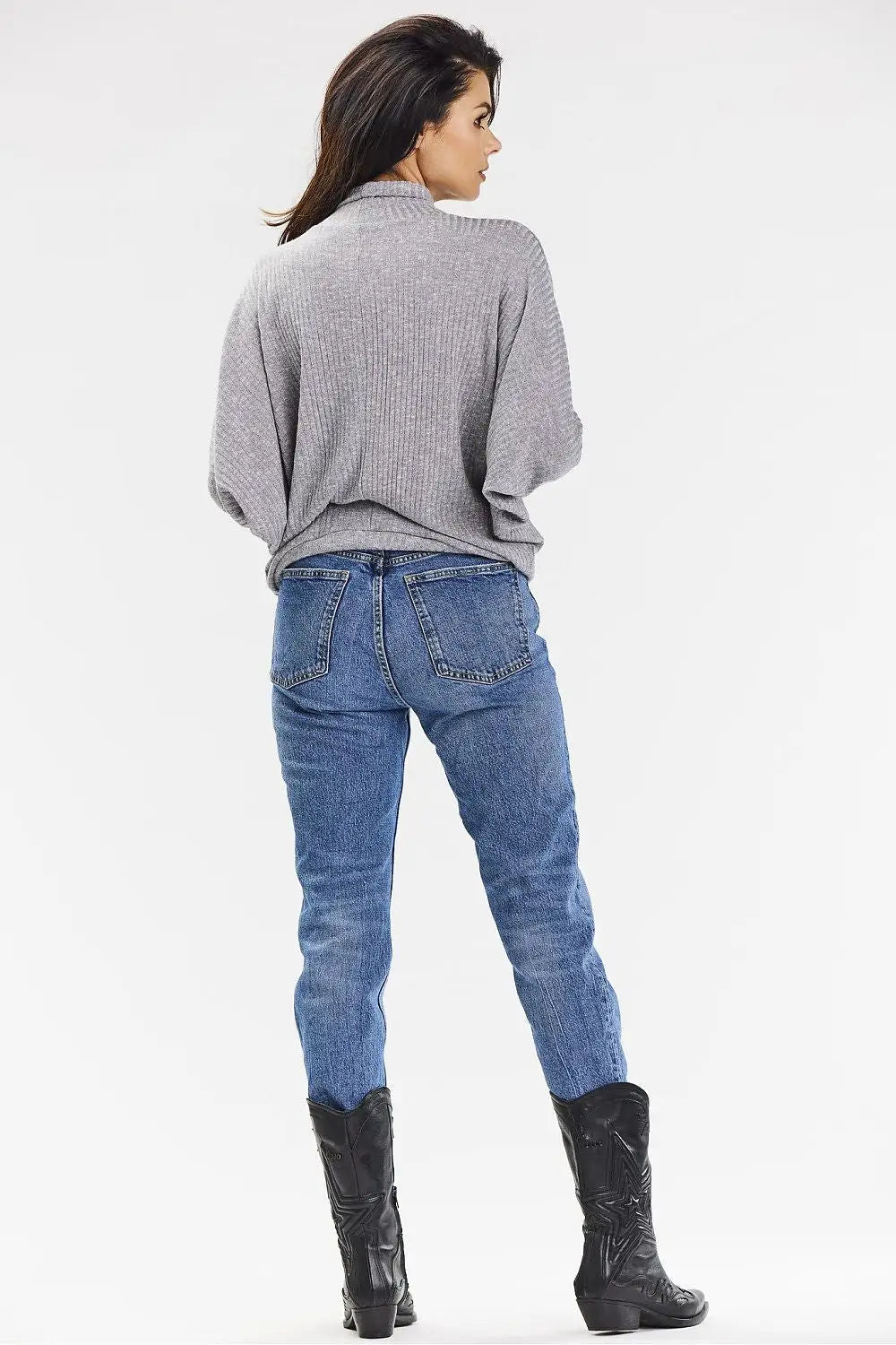 Maglia dolcevita in maglia a coste con maniche kimono