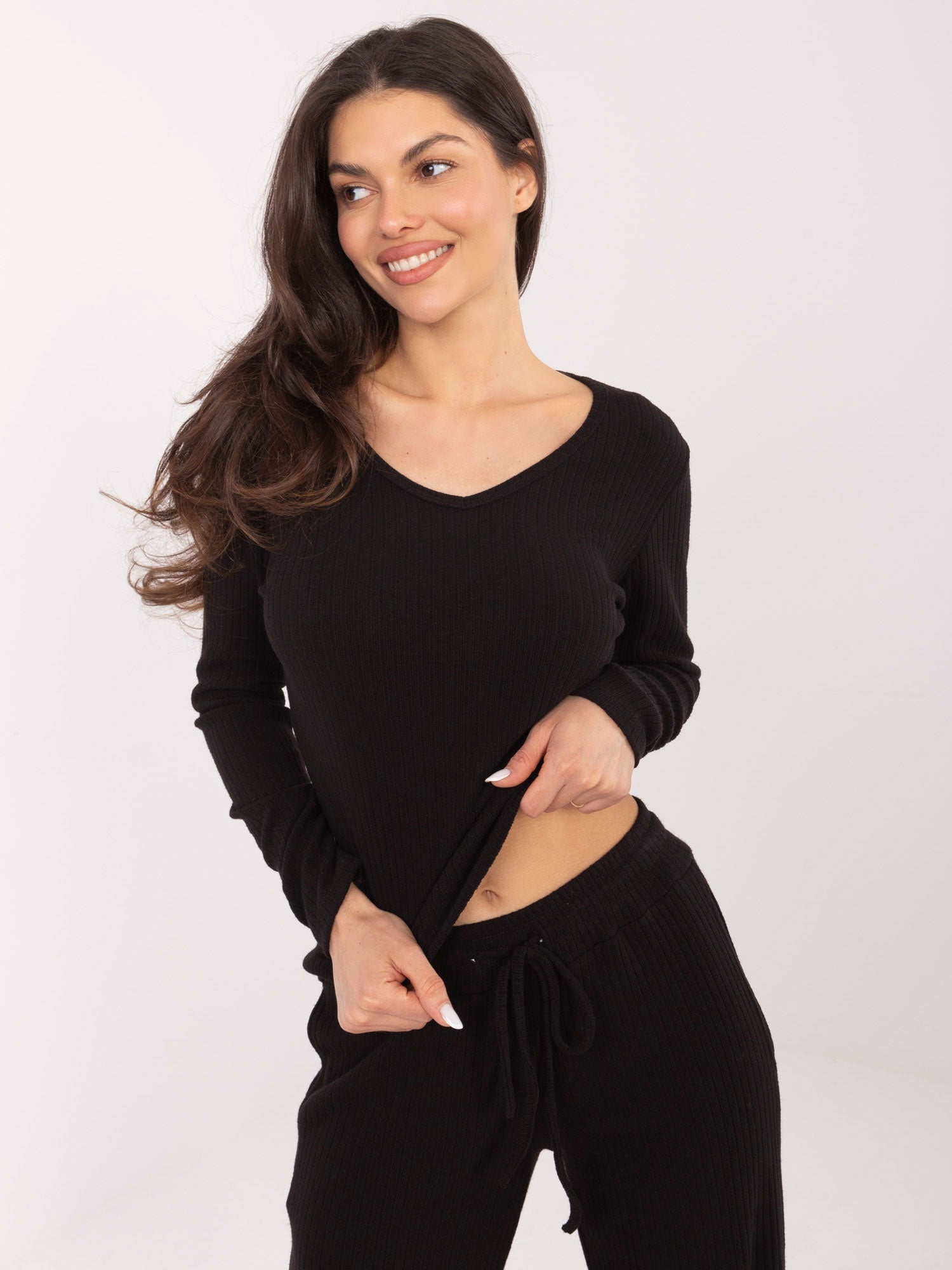 Nero / Universale Maglia da donna in viscosa scollo a V