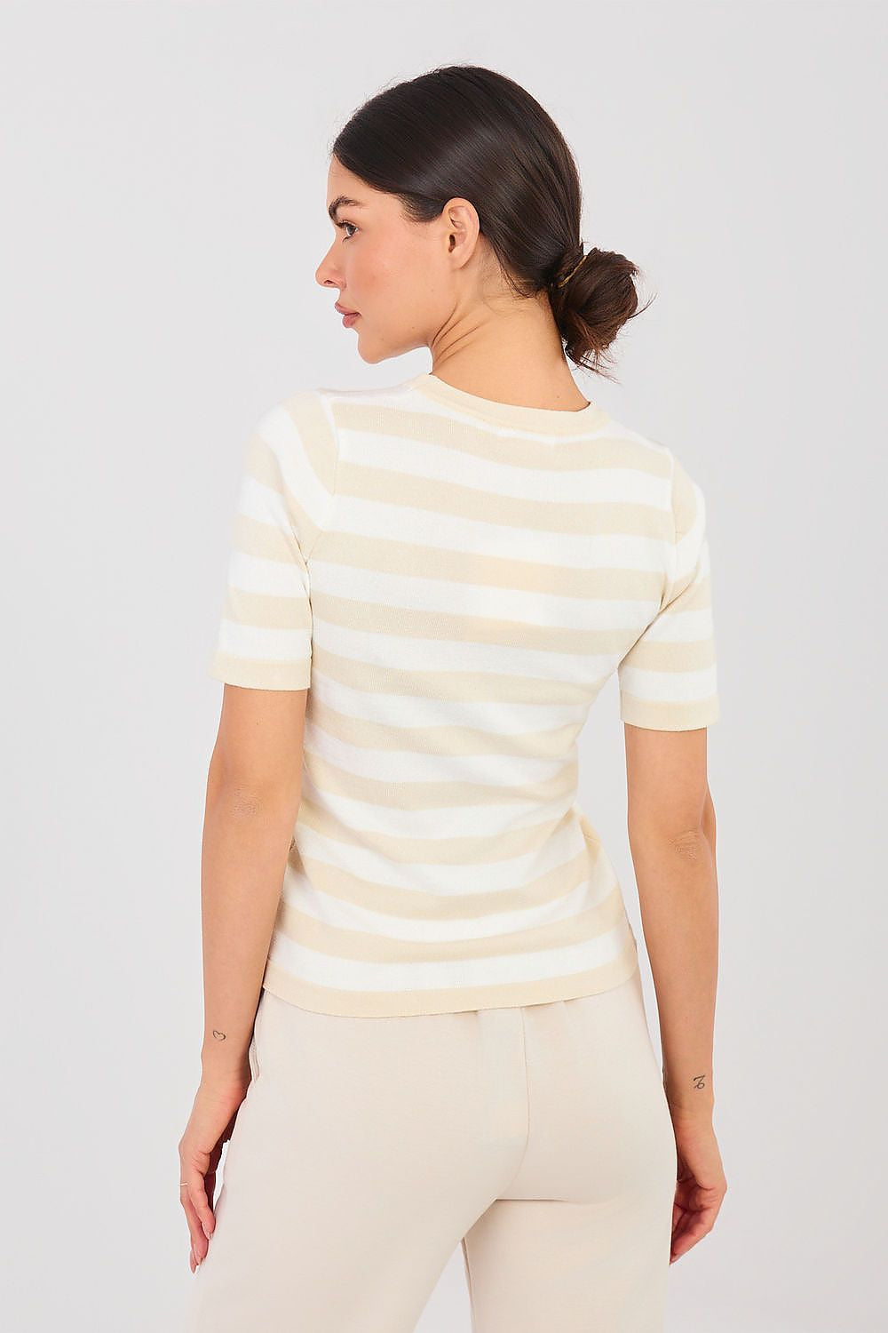 Maglia a righe in viscosa con cuore ricamato - 224317