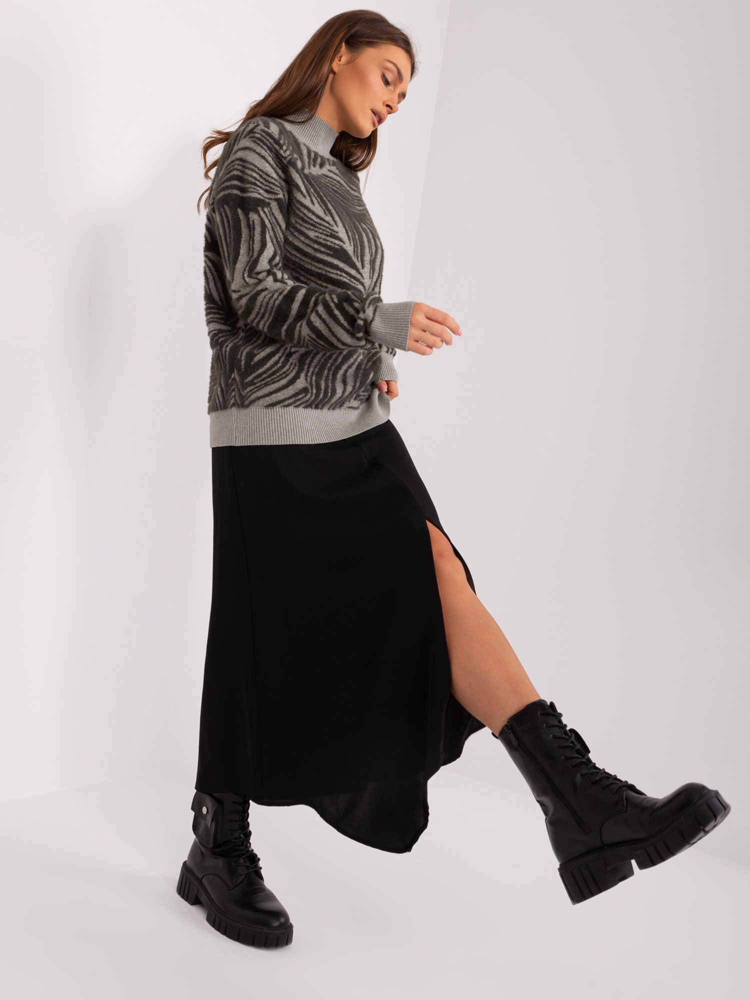 Maglione dolcevita in calda viscosa - 235796