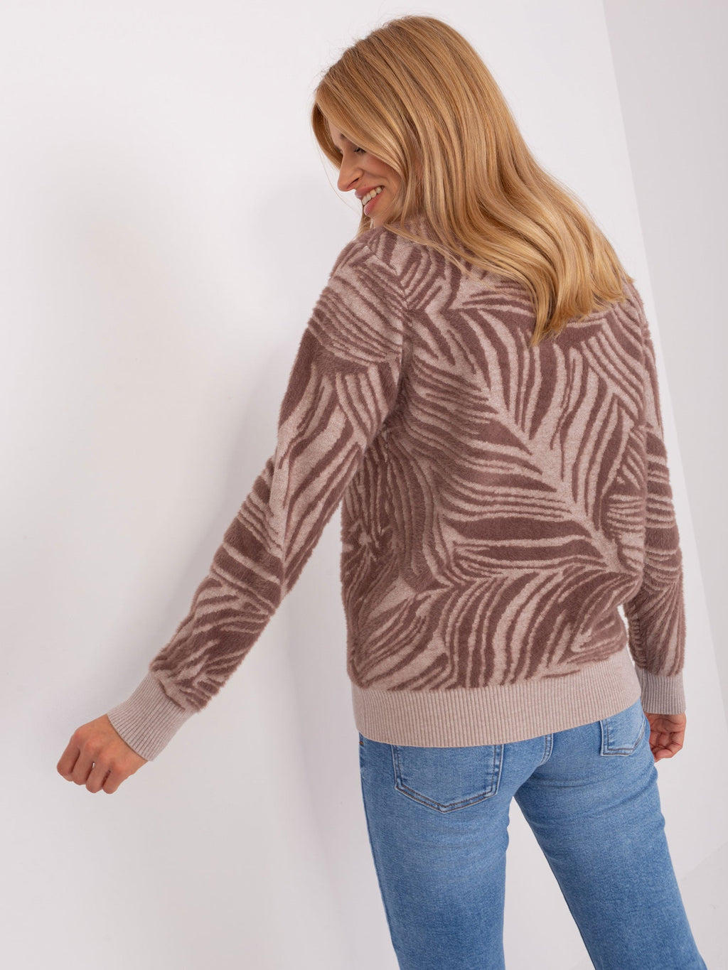 Maglione dolcevita in calda viscosa - 235796