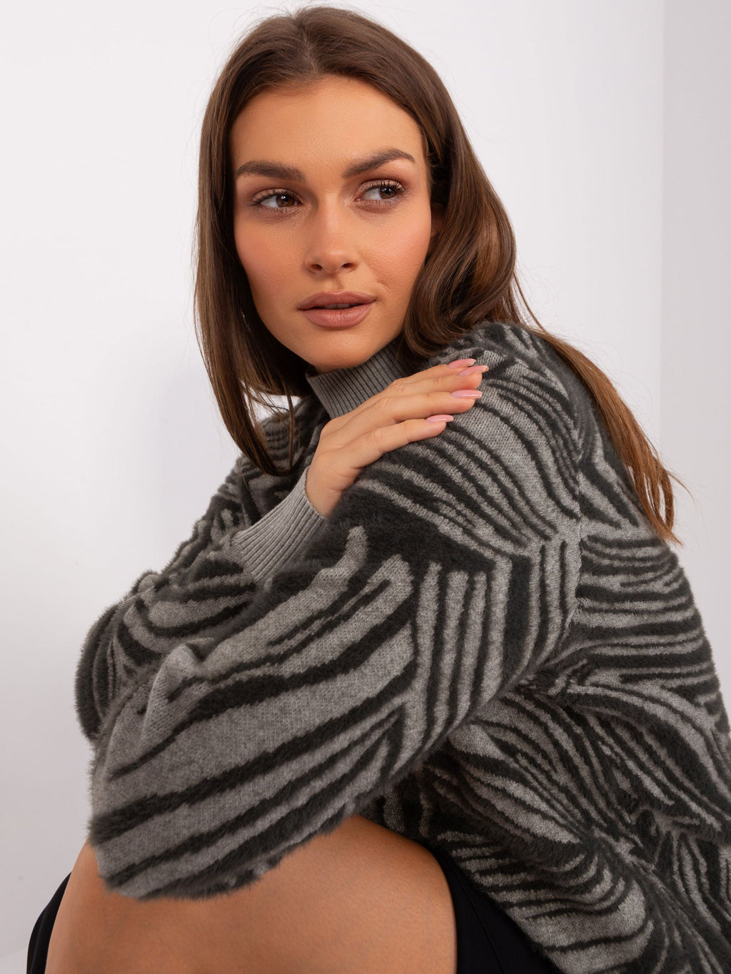 Maglione dolcevita in calda viscosa - 235796