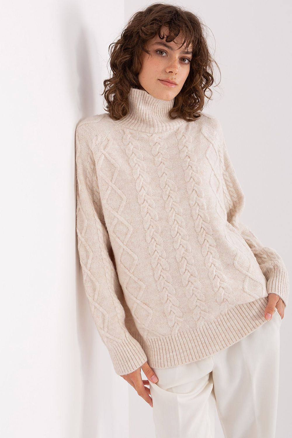 Beige 2 / Universale Maglione da donna morbido con motivo