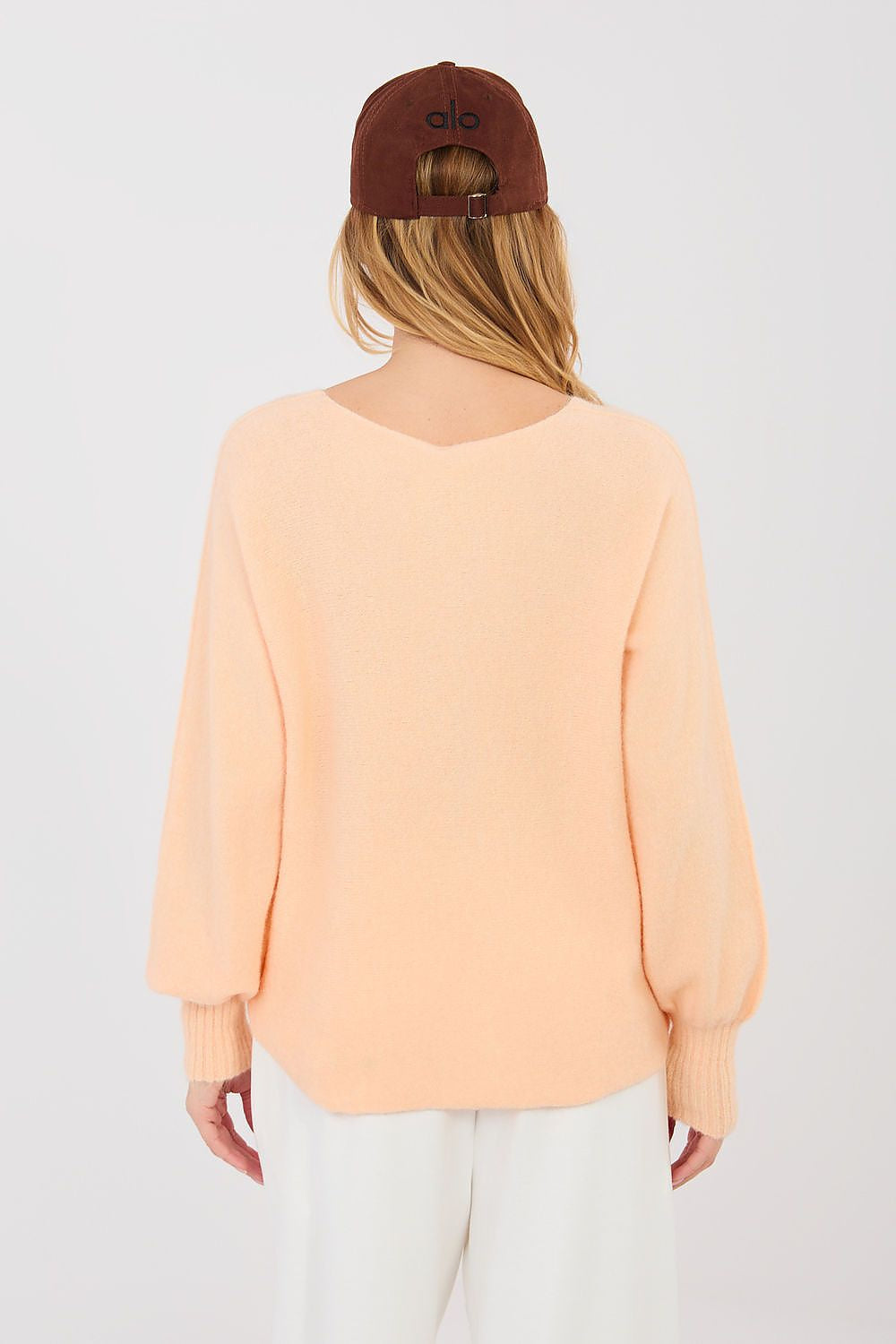 Maglione da donna con scollo a V - 223896