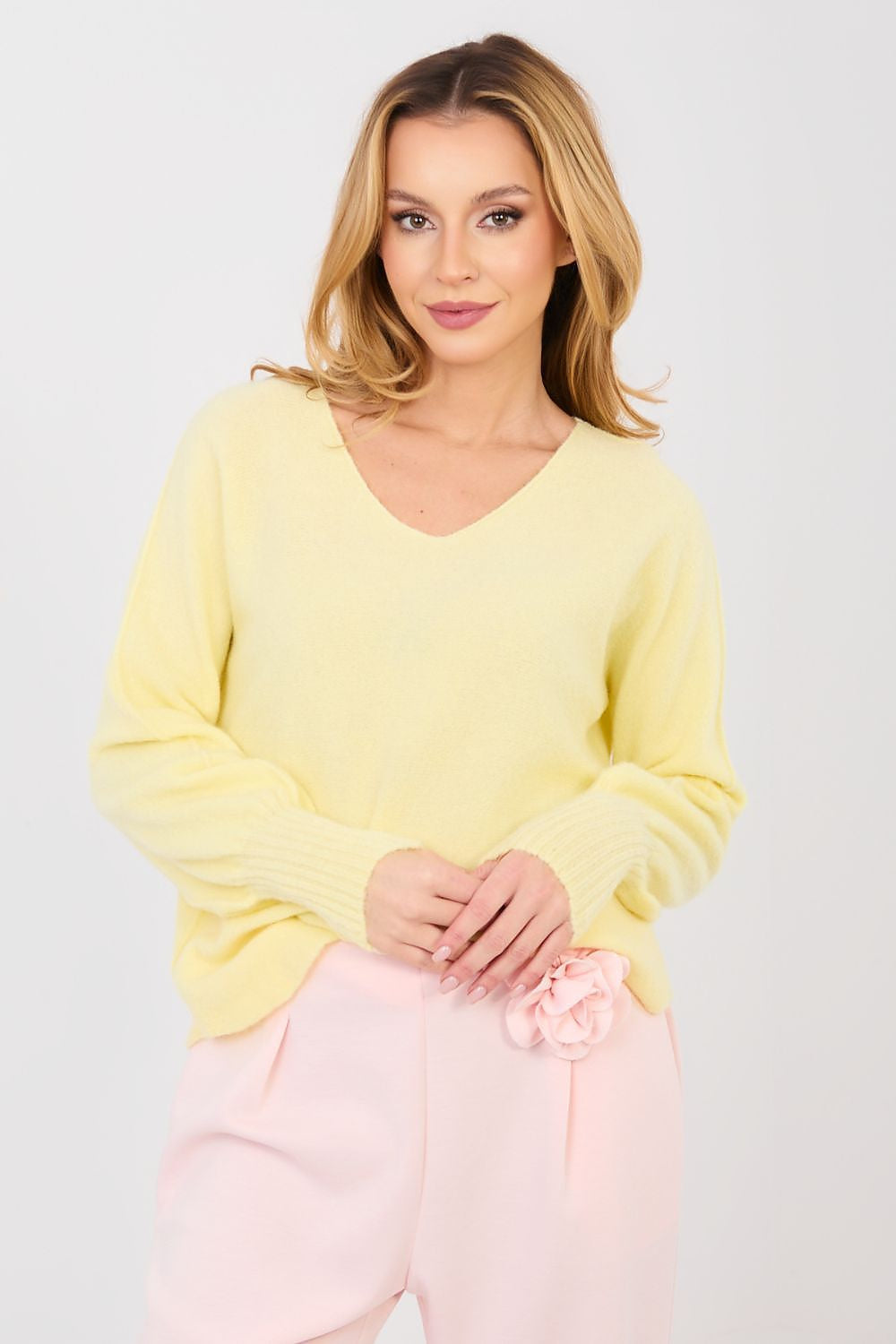 Maglione da donna con scollo a V - 223896