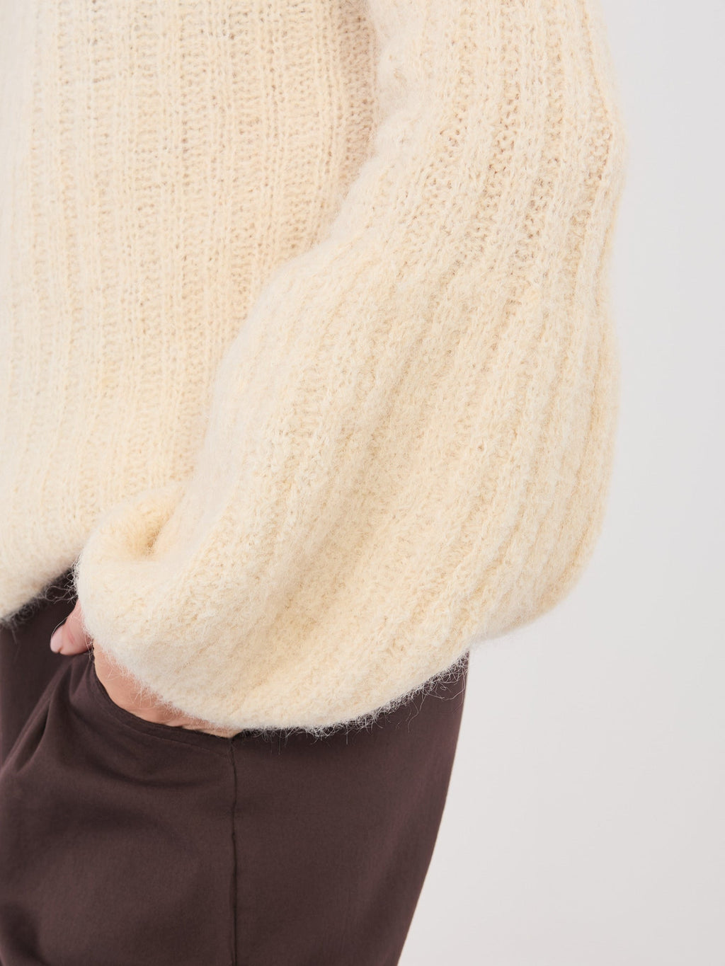 Maglione soffice da donna con maniche lunghe (Ginevra)