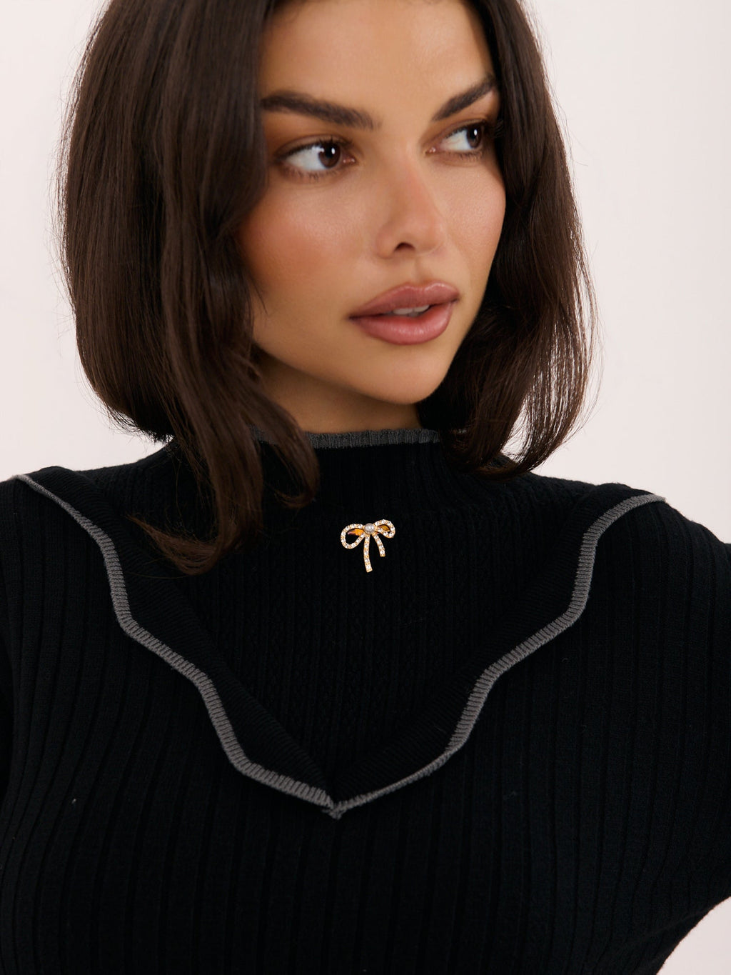 S/M / Nero Martine - Maglione Elegante Aderente a Costine